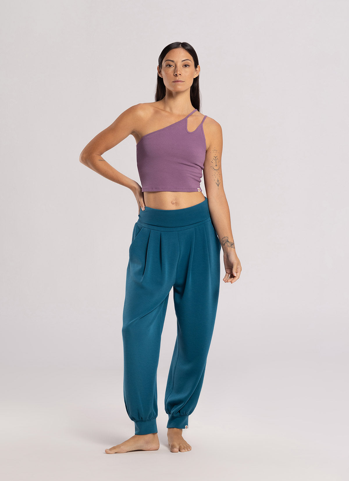 Tilt tank top_Berry Conserve