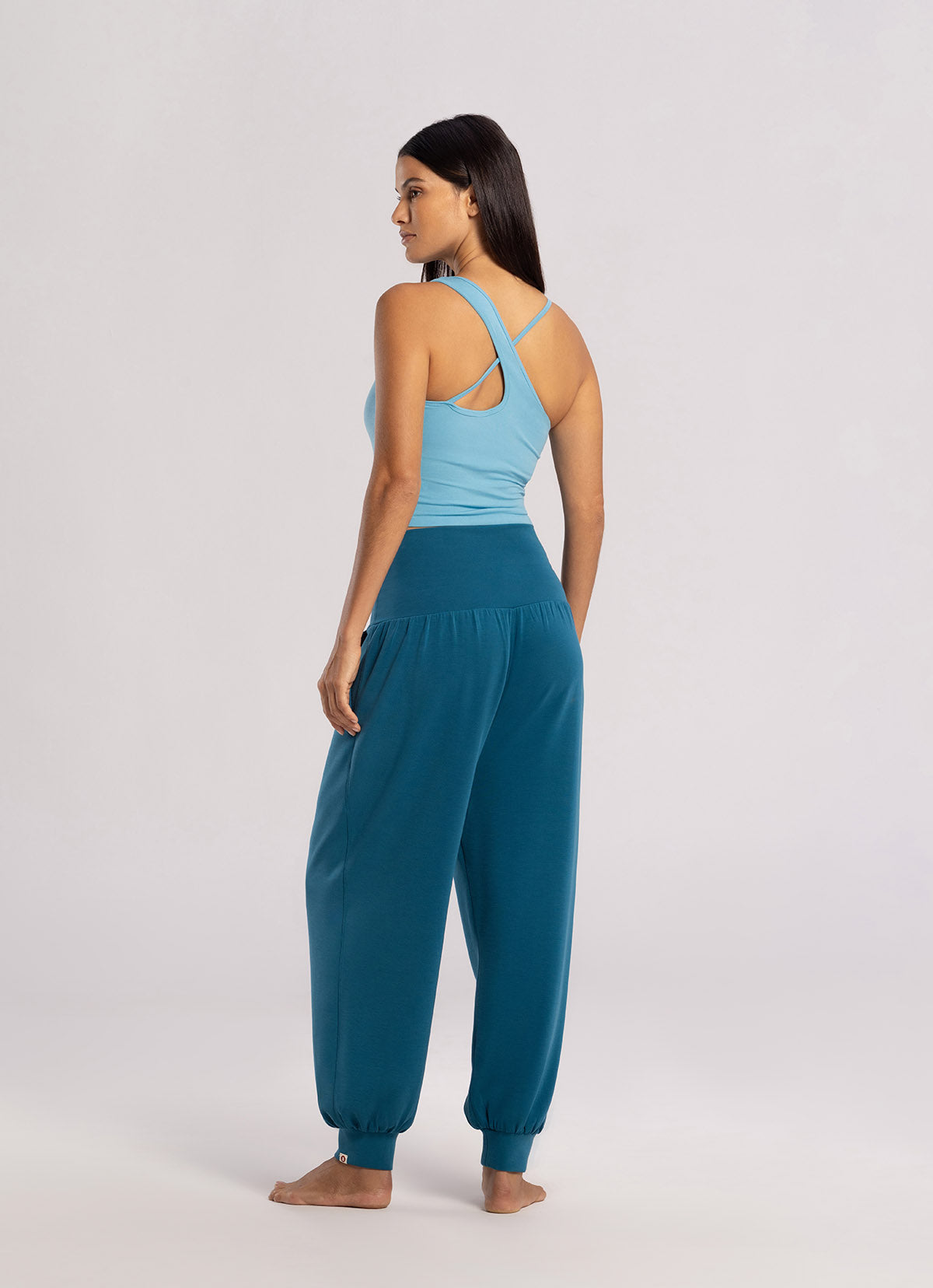 Crossover tank top_Delphinium Blue