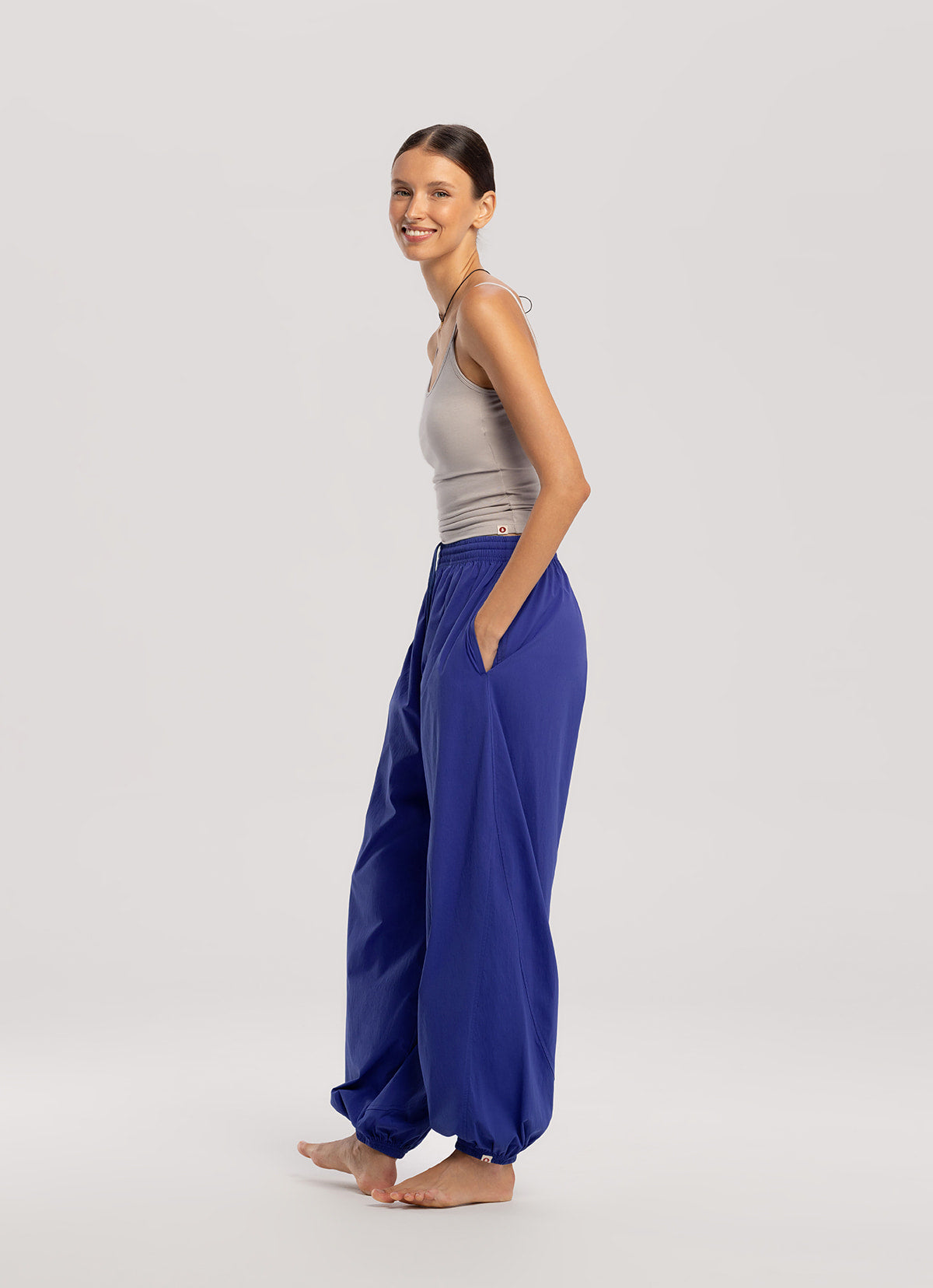 Diagonal jogger pants (Nylon ver.) (Unisex)_Spectrum Blue