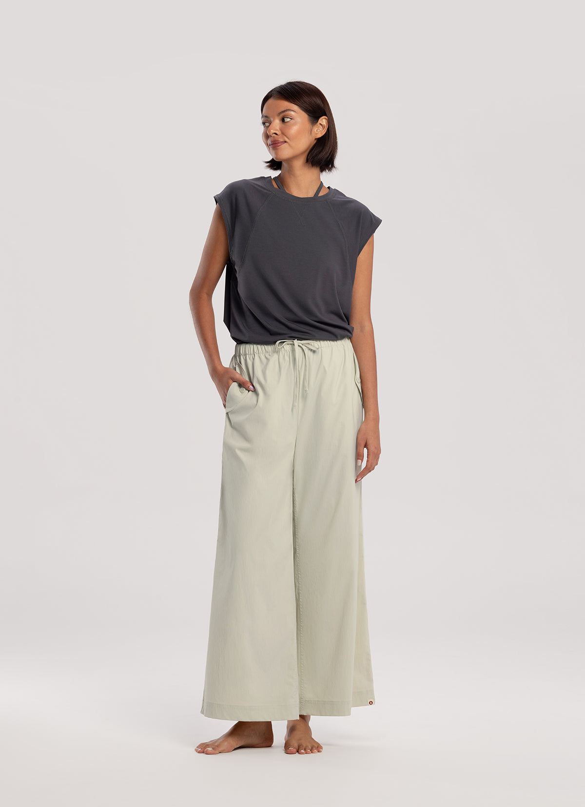 Knoll sleeveless #2 (Unisex)_Blackened Pearl