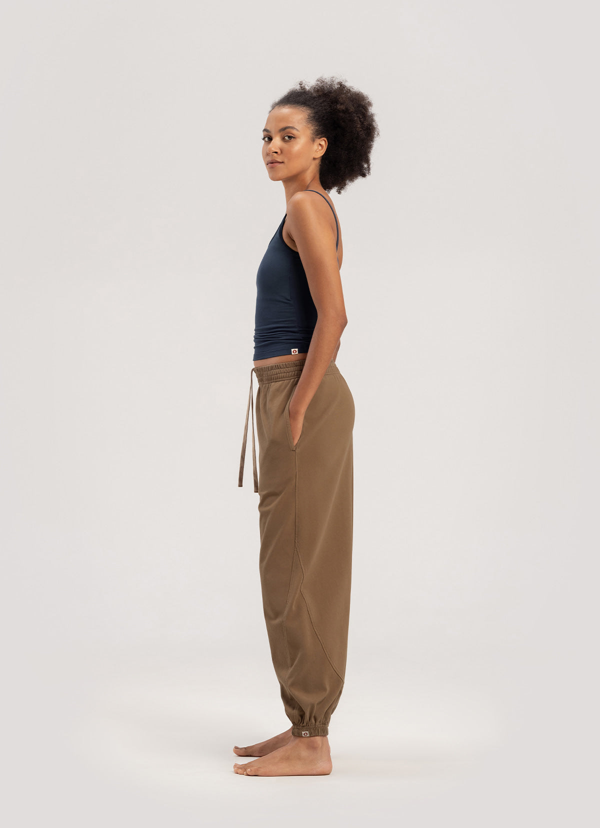 Diagonal jogger pants (Unisex)_Coca Mocha