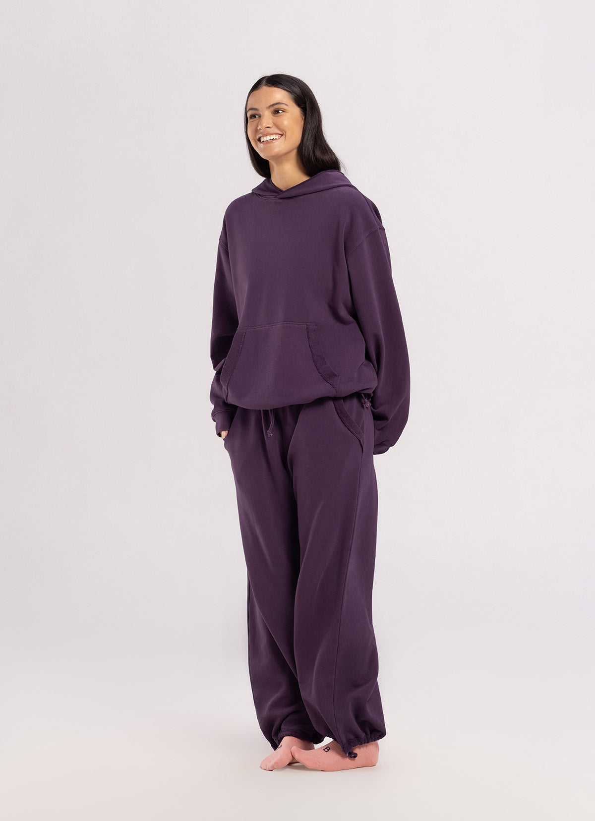 Loose sweat pants (Unisex)_Plum Perfect