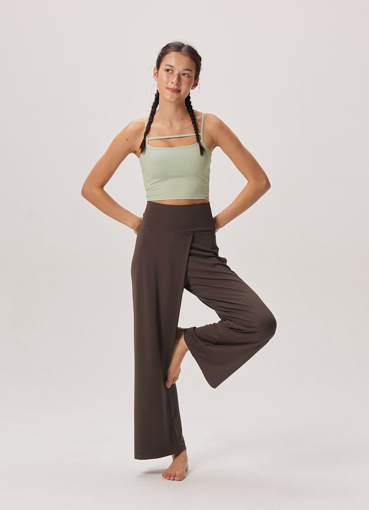 Half wrap pants_Hot Fudge