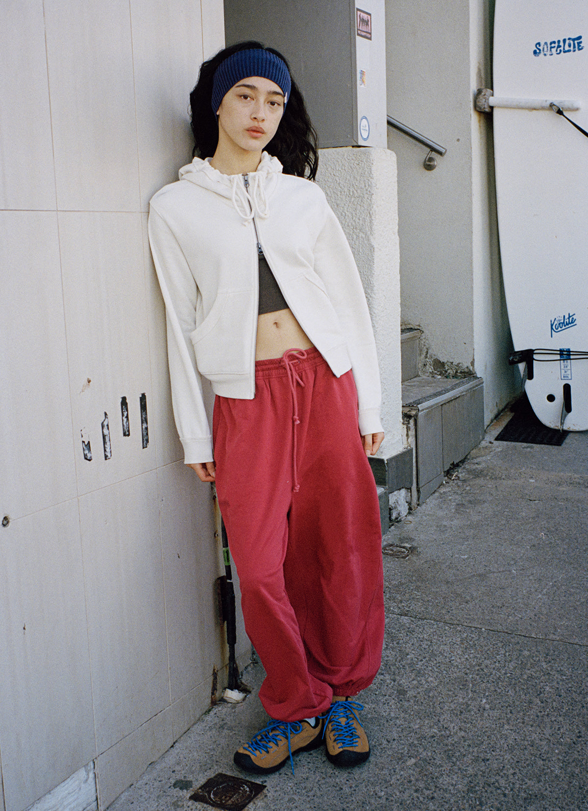 Diagonal jogger pants (Zurry ver.) (Unisex)_Red Bud