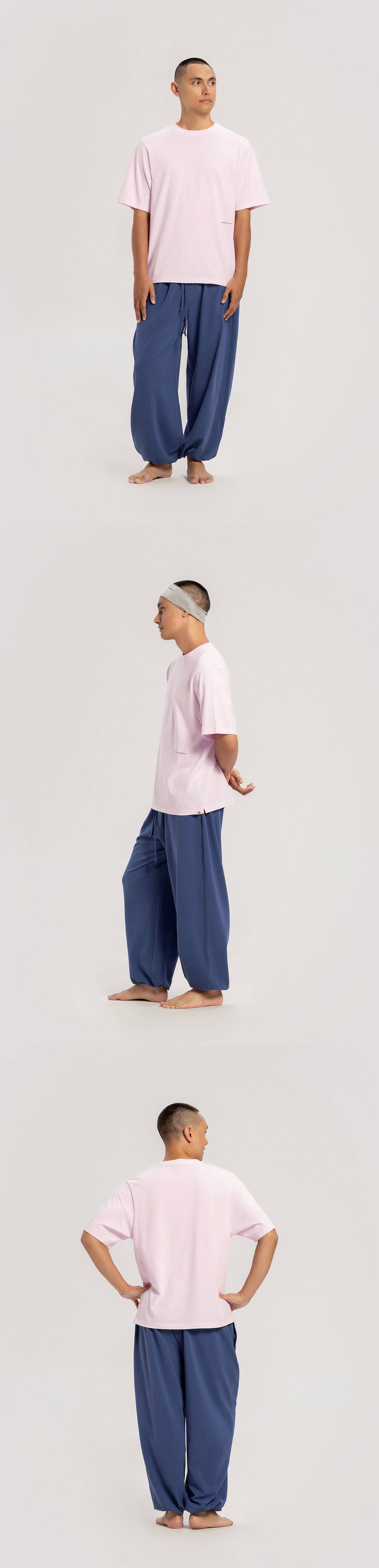 BM logo T (Unisex)_Light Pink