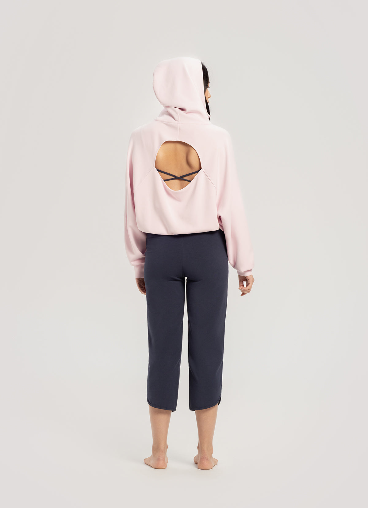 Cut-out volume hoodie_Pink Tulle
