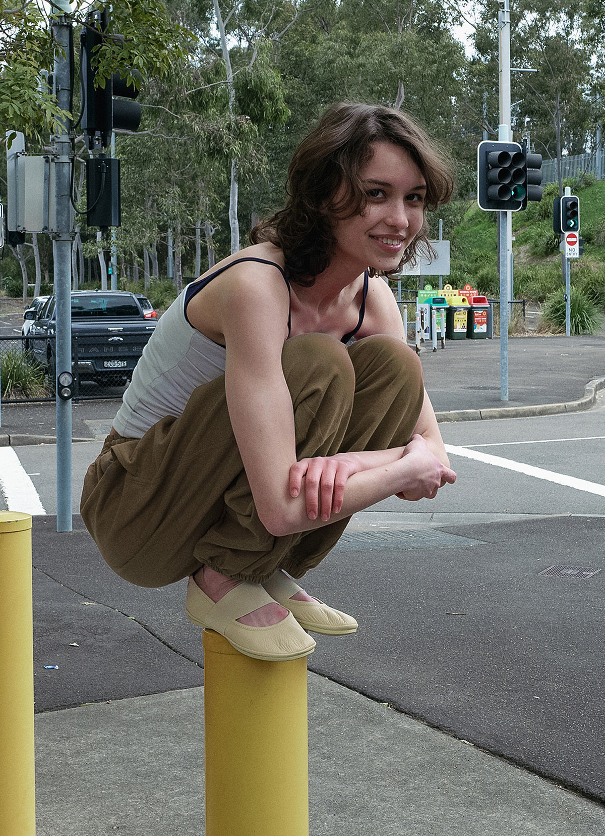 Diagonal jogger pants (Unisex)_Coca Mocha