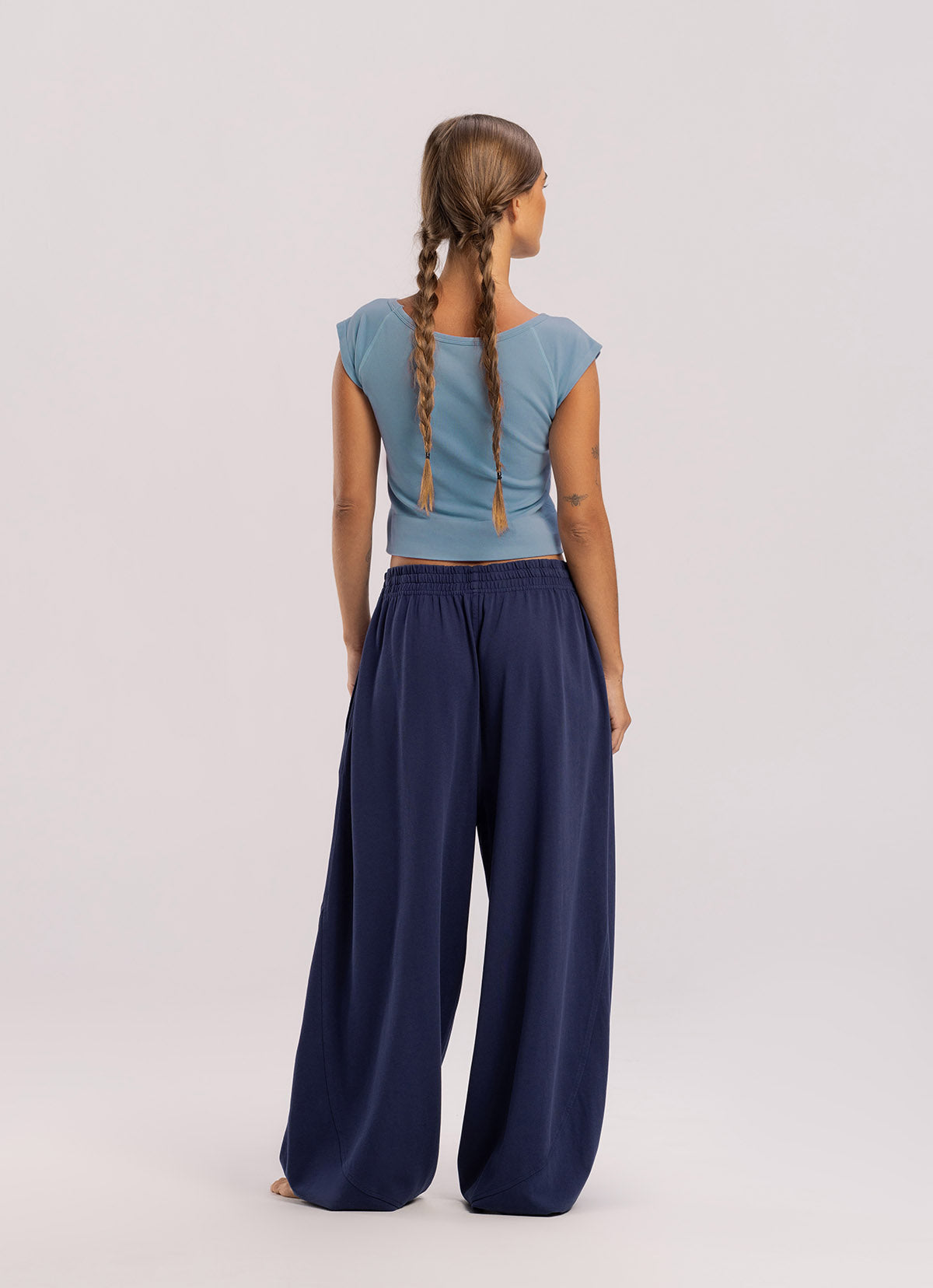 Diagonal jogger pants (Unisex)_Peacoat