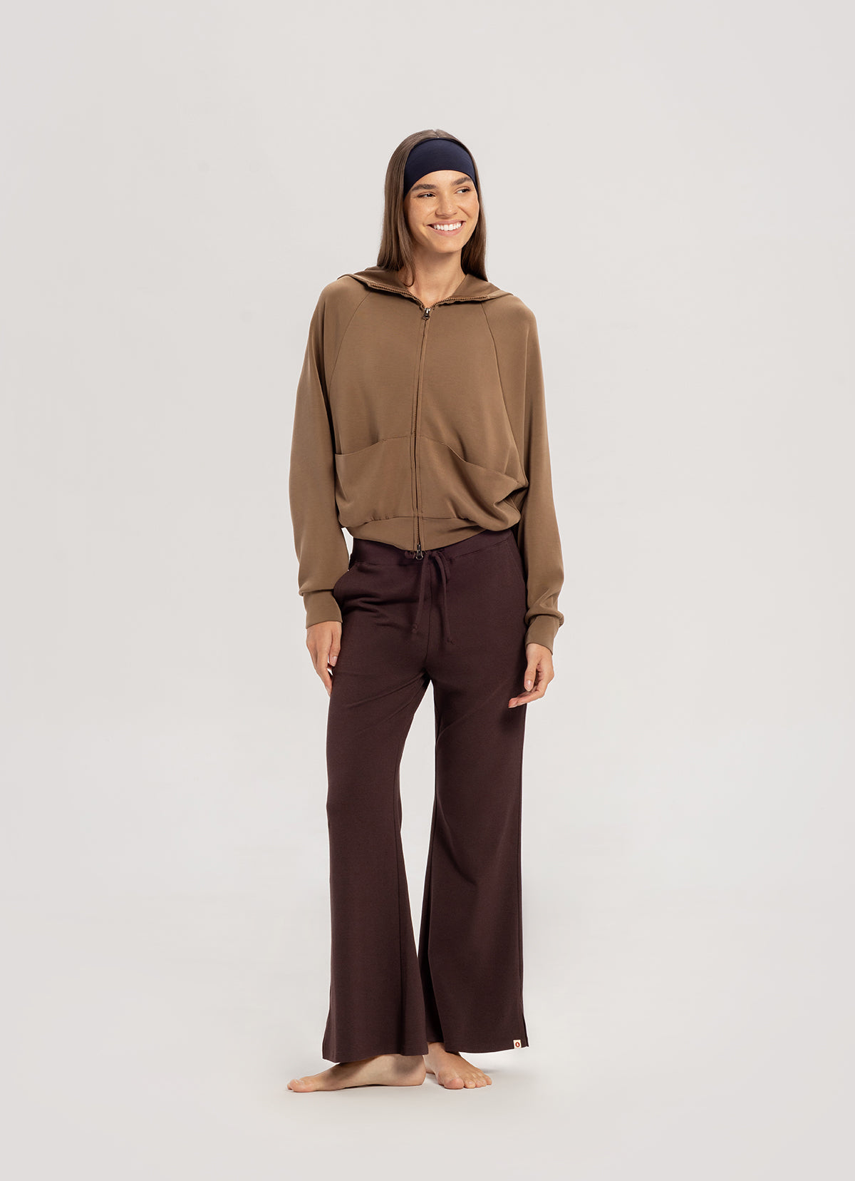 Cut-out volume hoodie_Cub