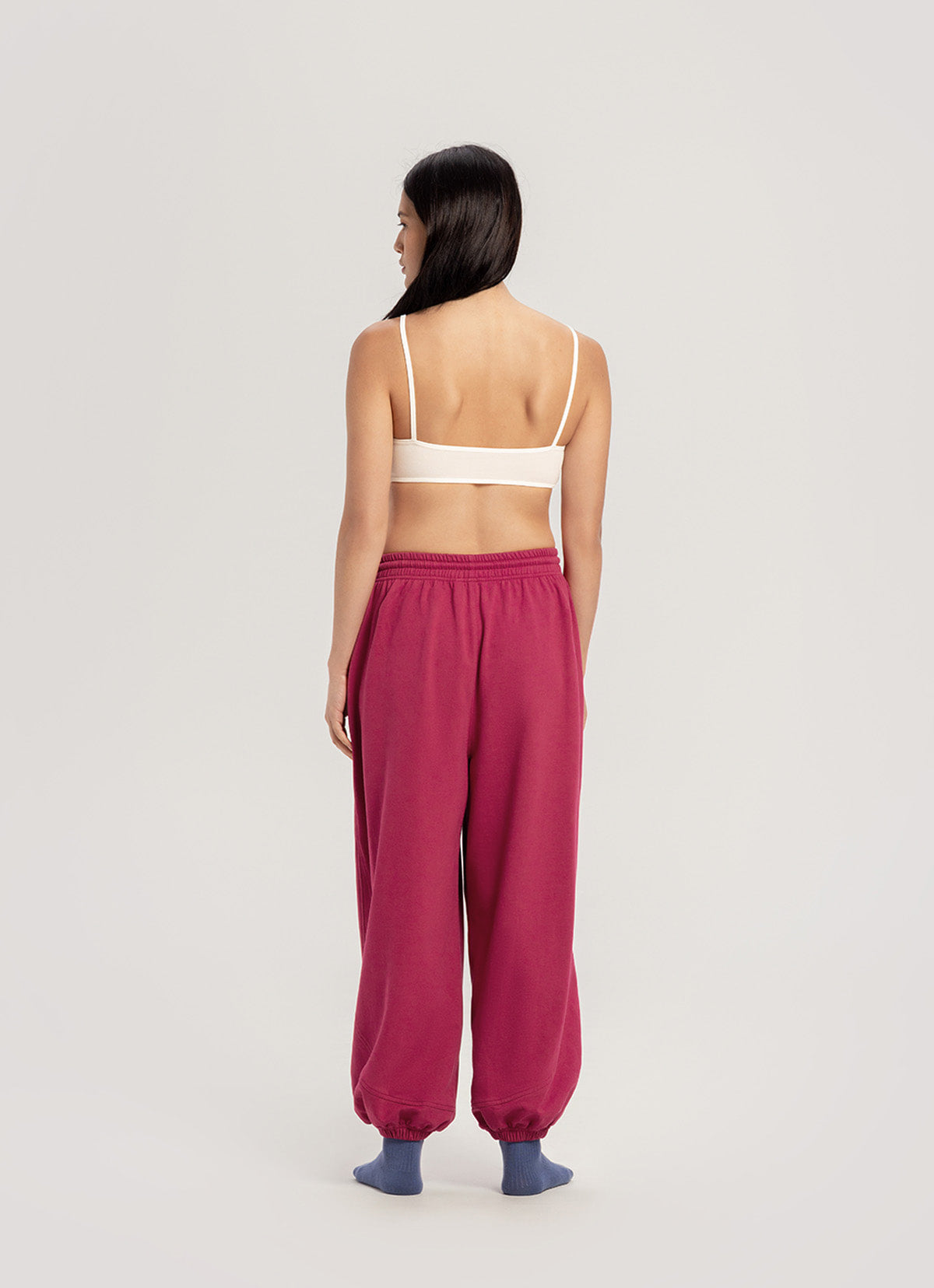 Diagonal jogger pants (Zurry ver.) (Unisex)_Red Bud