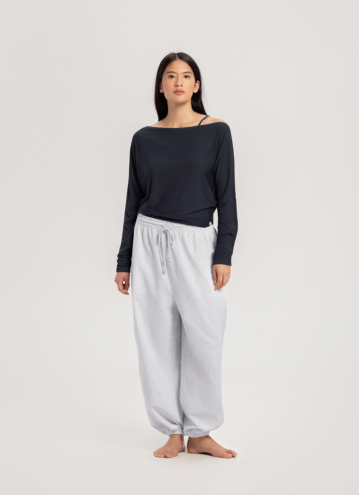 Diagonal jogger pants (Zurry ver.) (Unisex)_Melange Grey