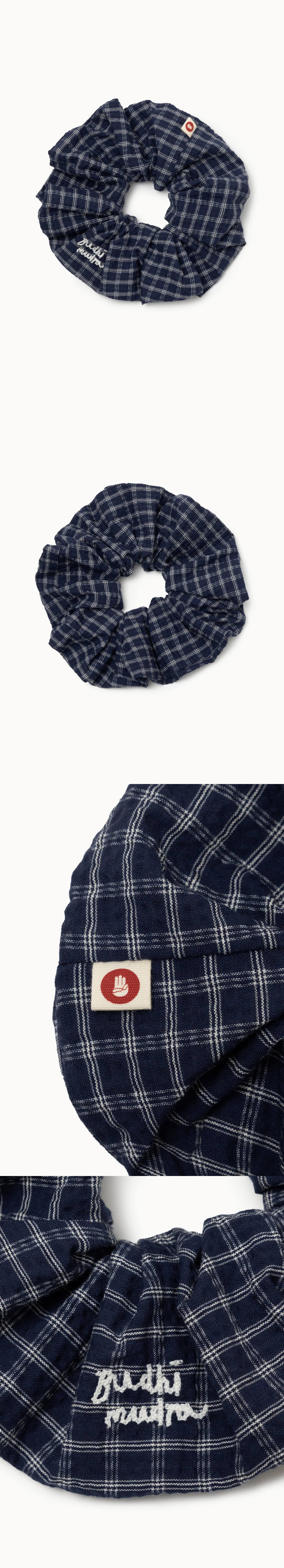 BM wide scrunchie #2_Navy Multi