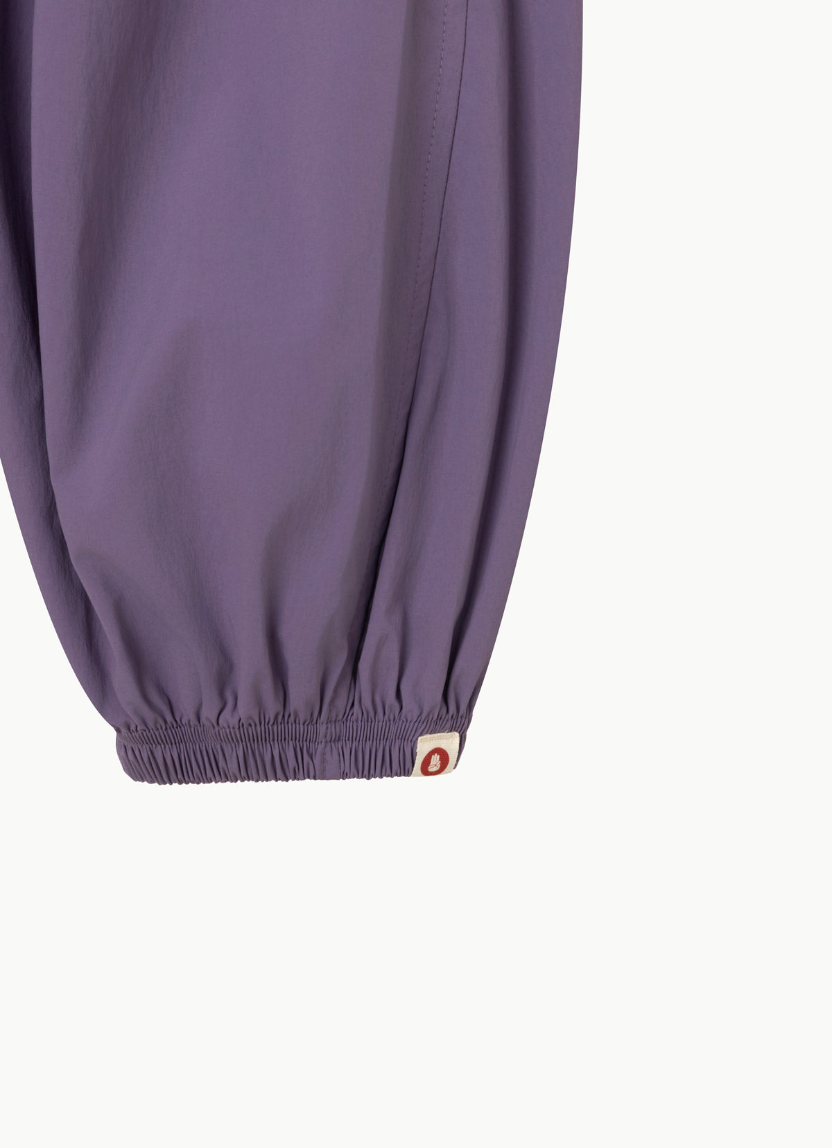 Diagonal jogger pants (Nylon ver.)_Grape Compote