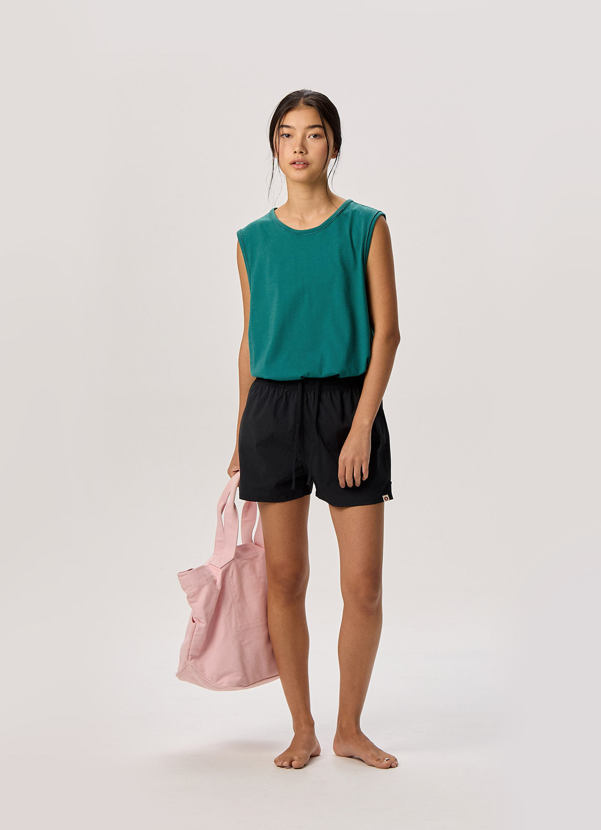 Light track shorts_Black