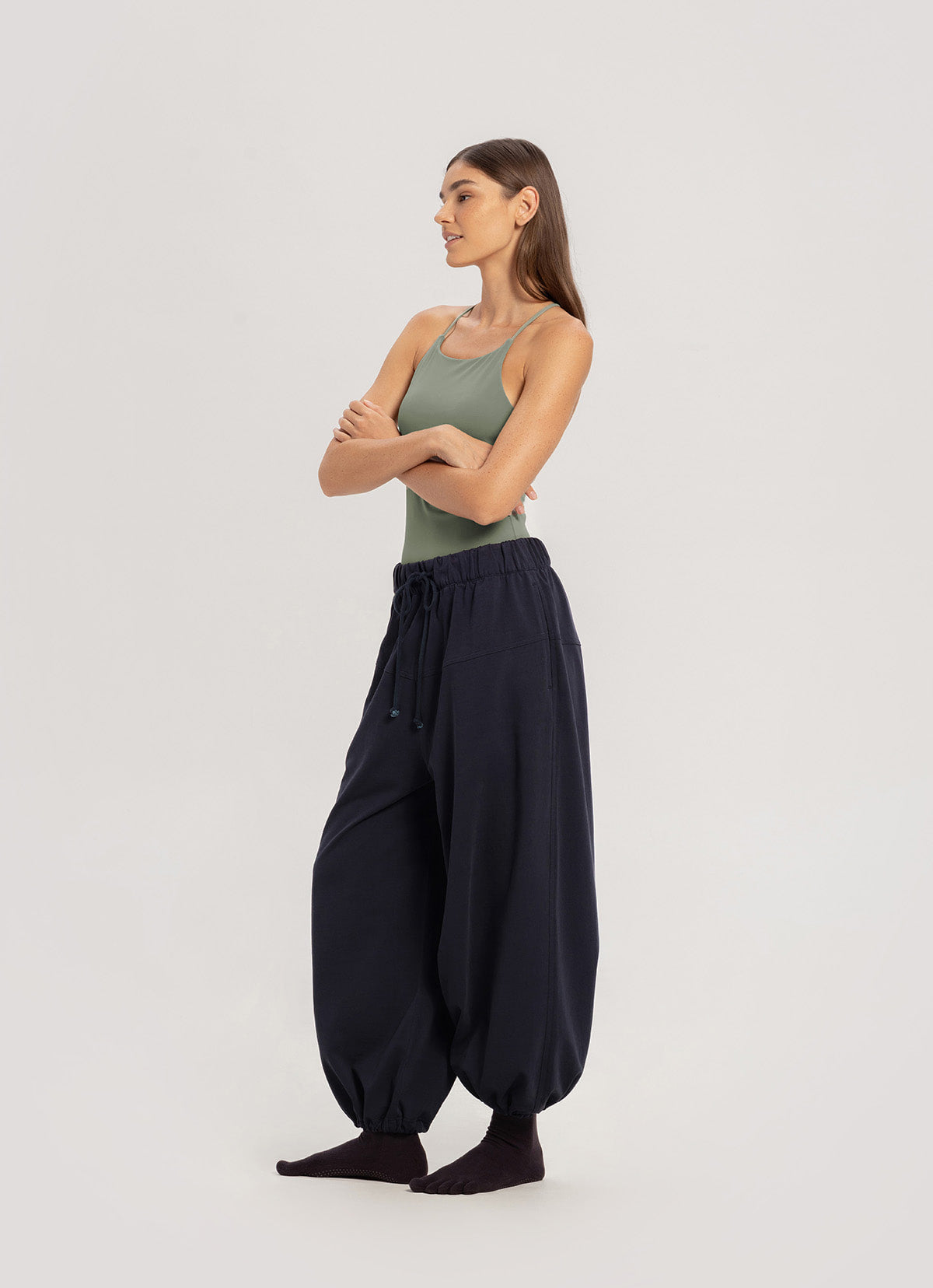 BM middle toe socks_Charcoal