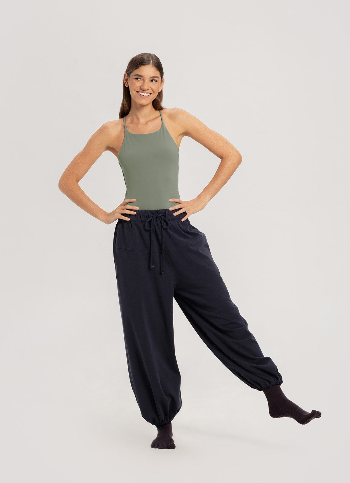 BM middle toe socks_Charcoal