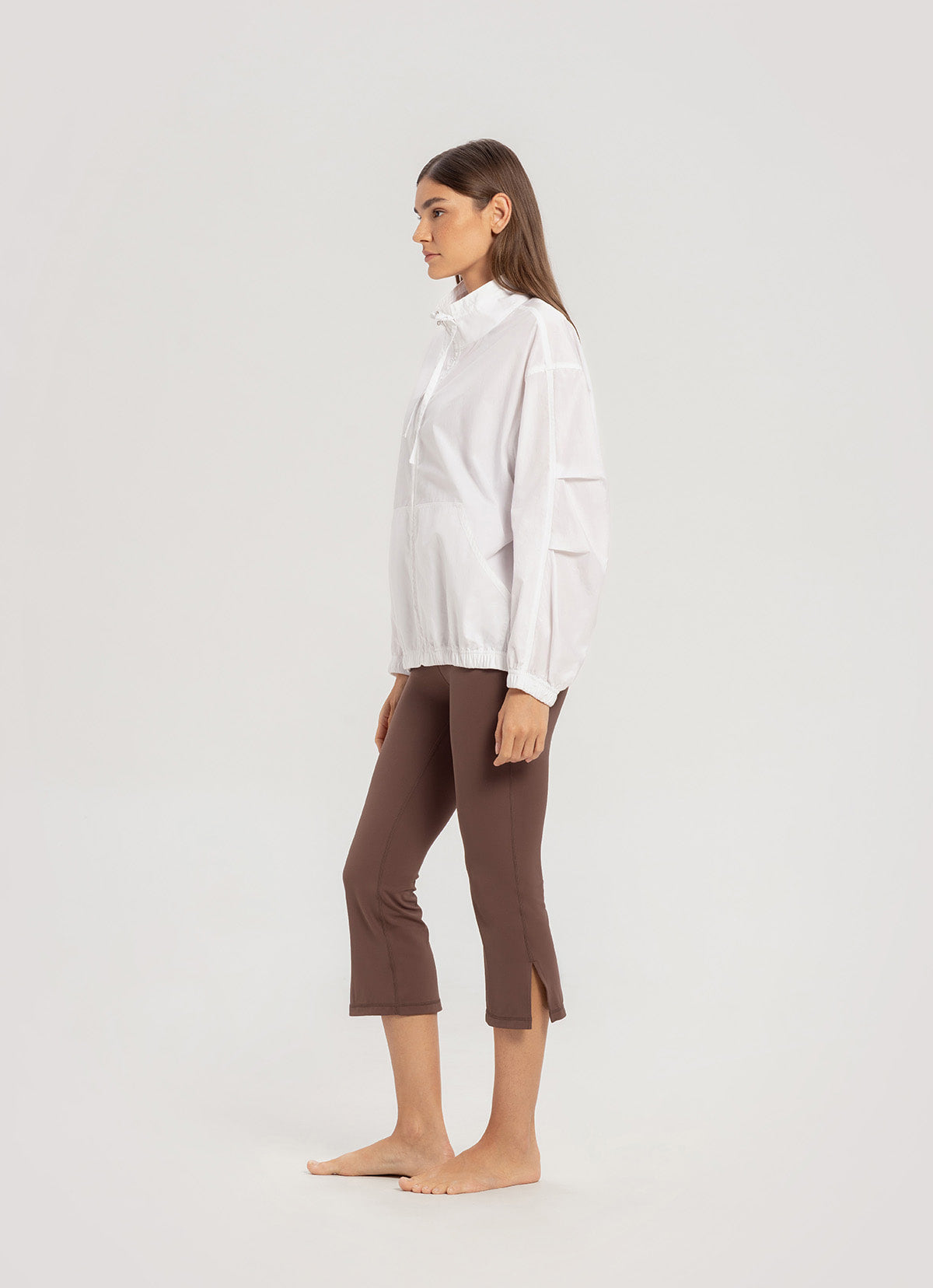 [Movement Line] Capri slit pants_Peppercorn