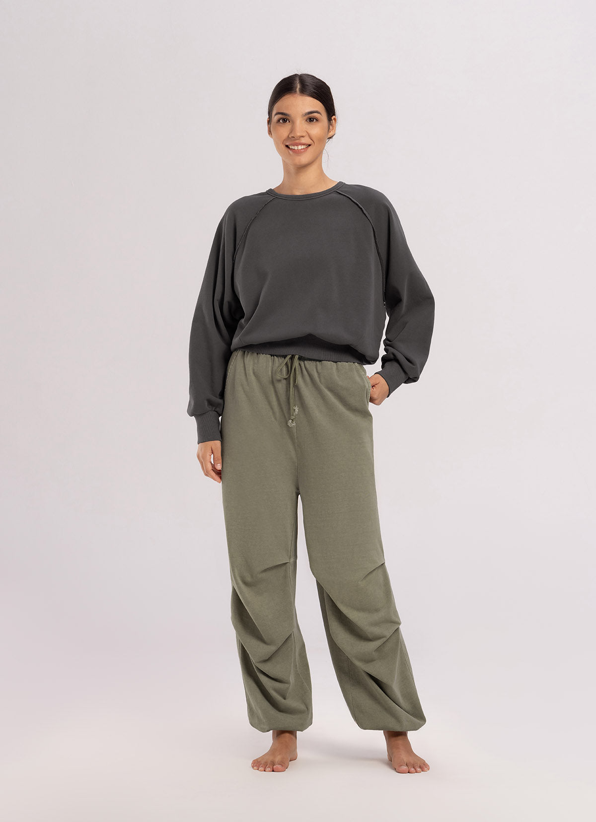 Double tuck pants (Unisex)_Grey Khaki