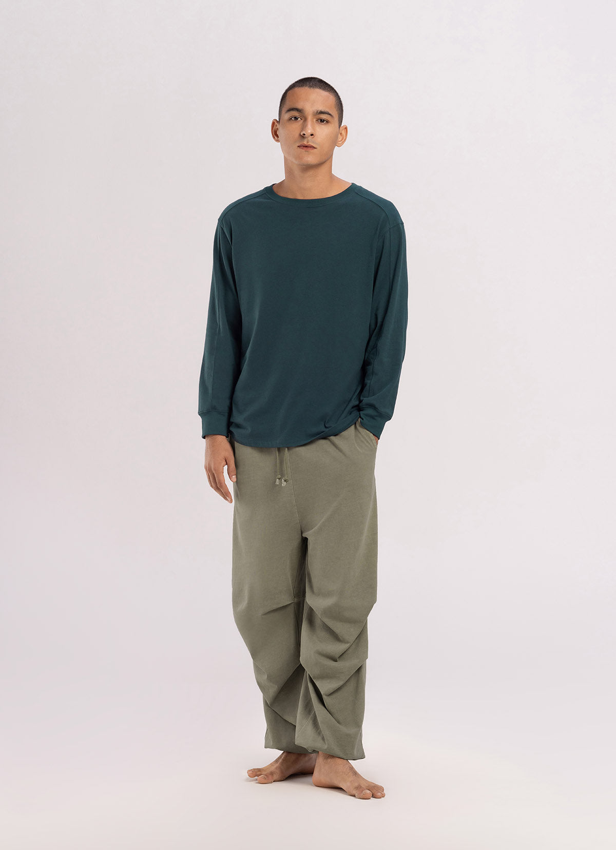 Double tuck pants (Unisex)_Grey Khaki