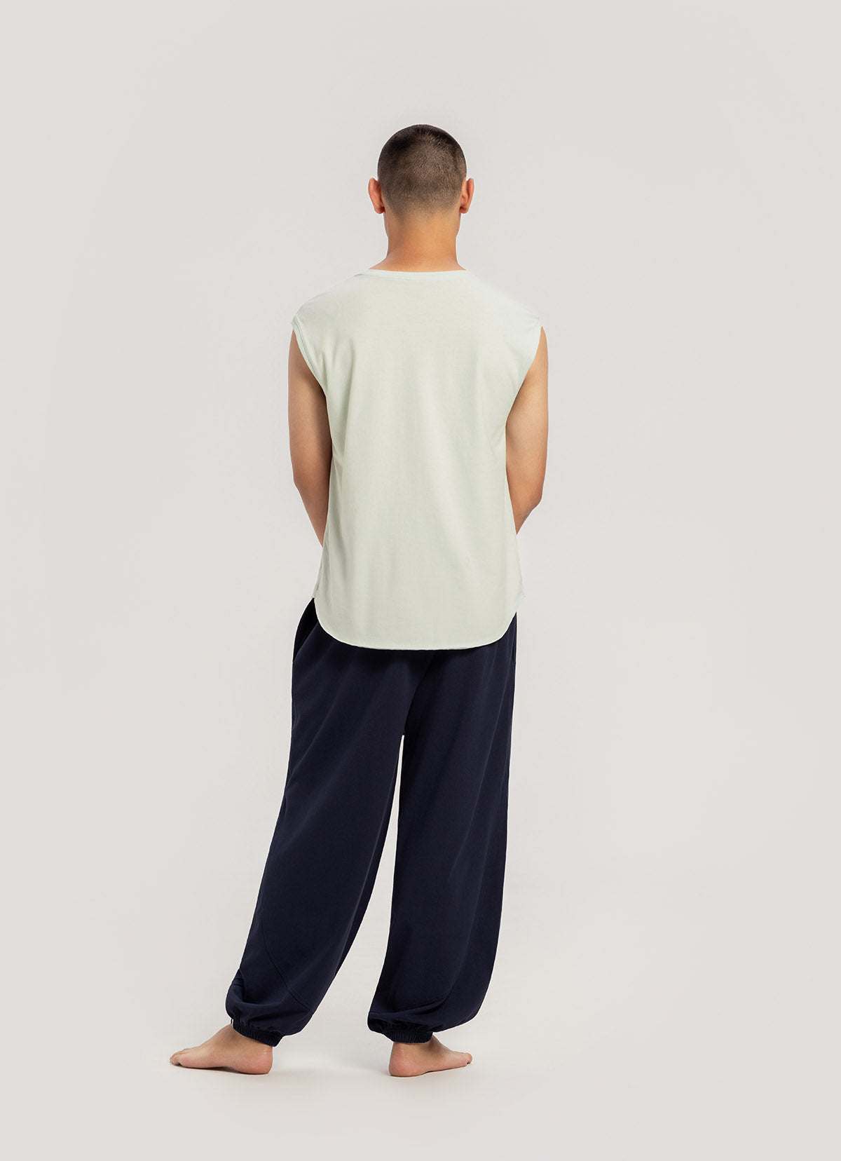 Simple round sleeveless (Unisex)_Clearly Aqua