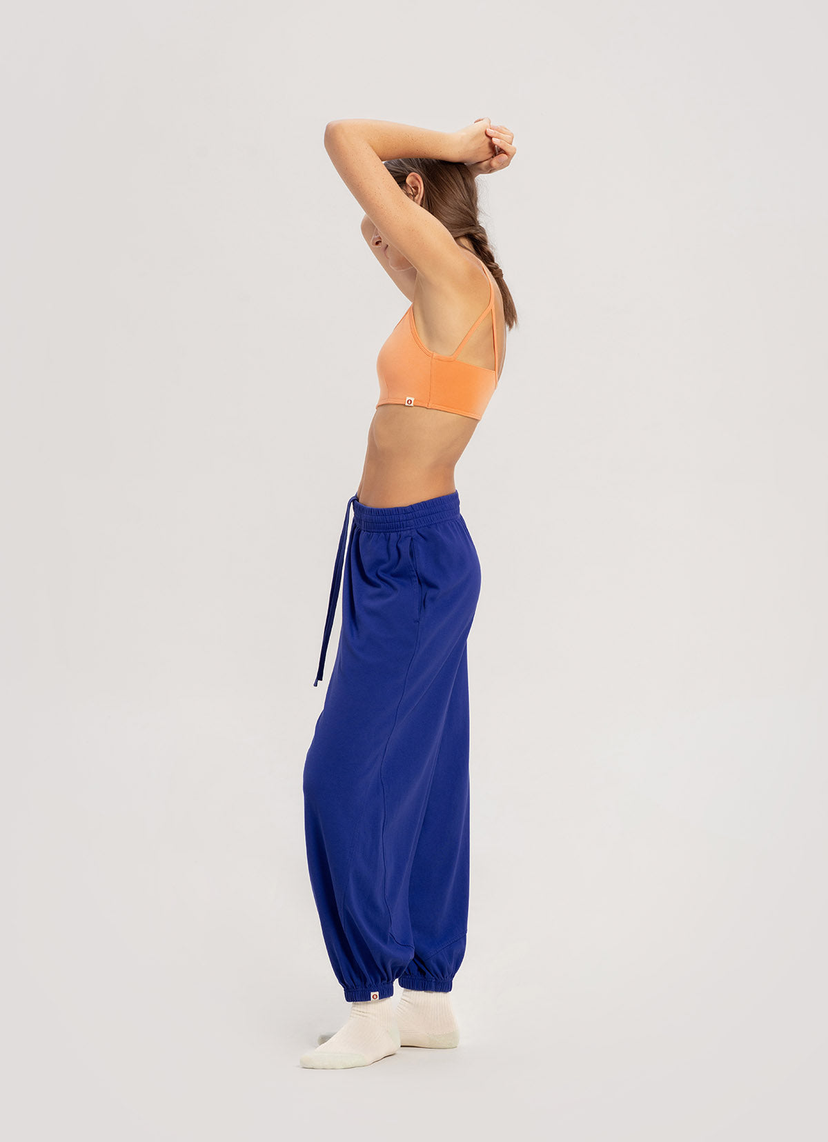 Diagonal jogger pants (Unisex)_Bluing