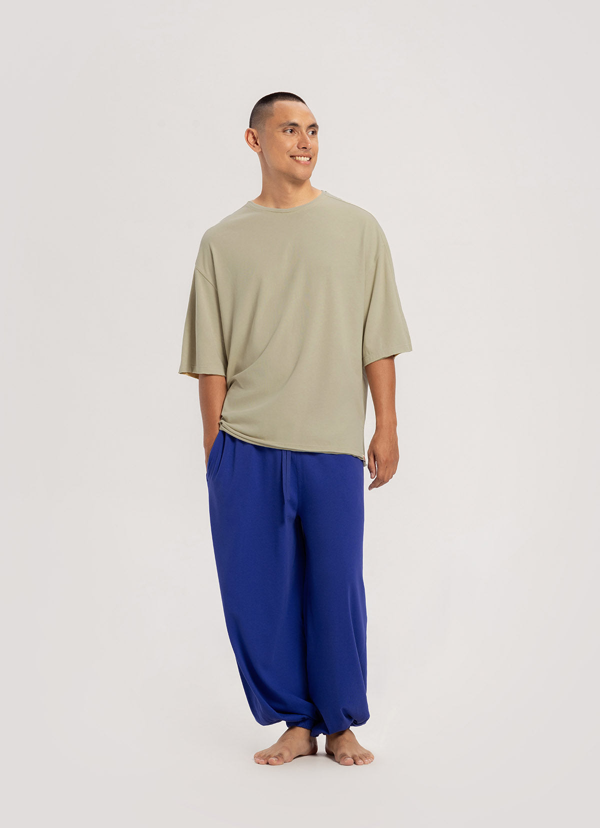 Diagonal jogger pants (Unisex)_Bluing