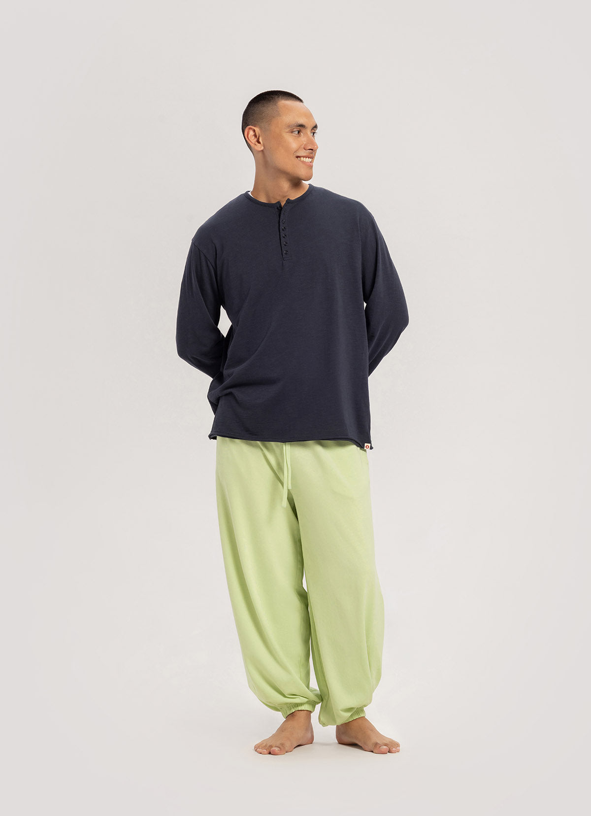 Diagonal jogger pants (Unisex)_Reed