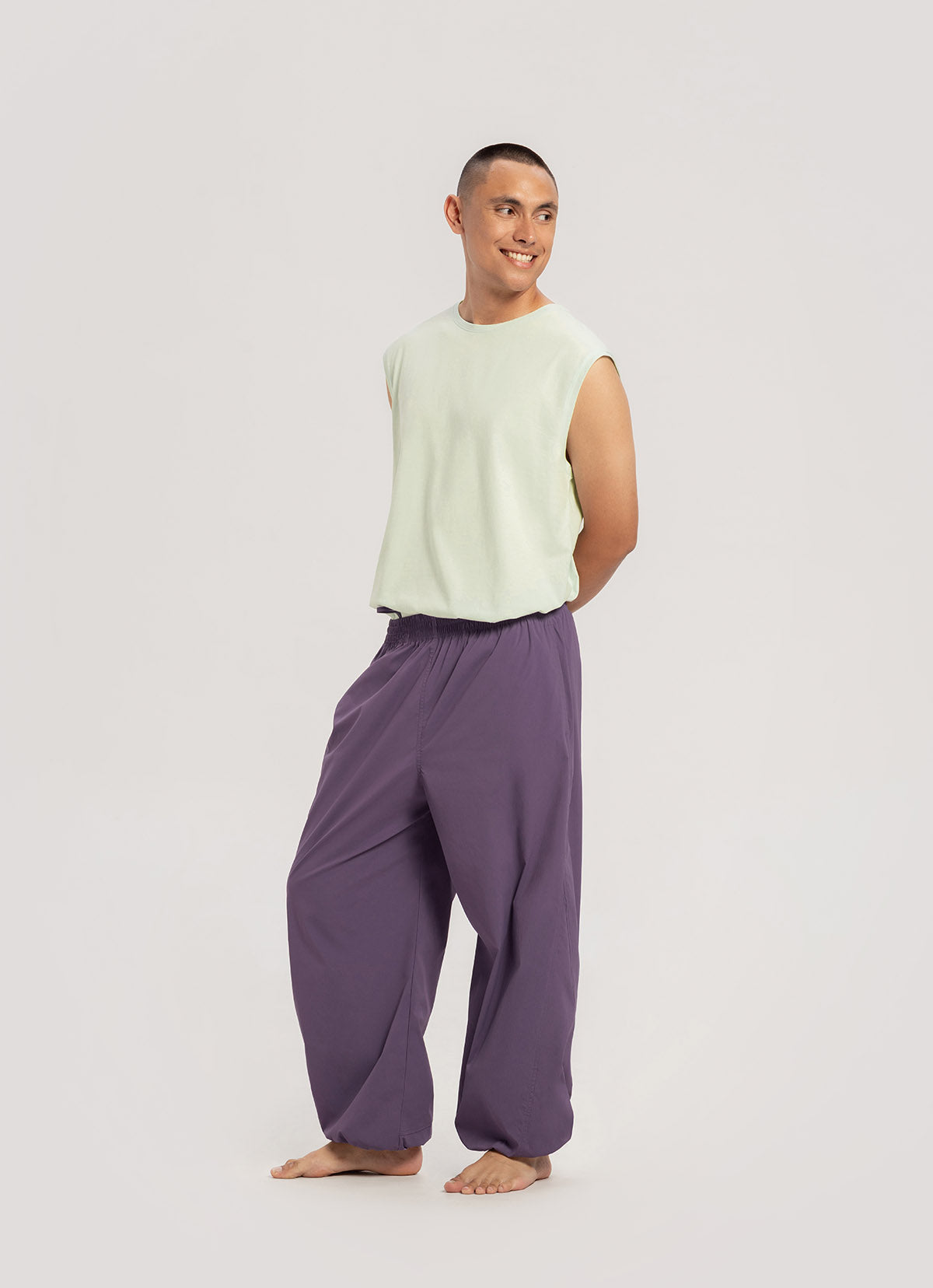Diagonal jogger pants (Nylon ver.)_Grape Compote