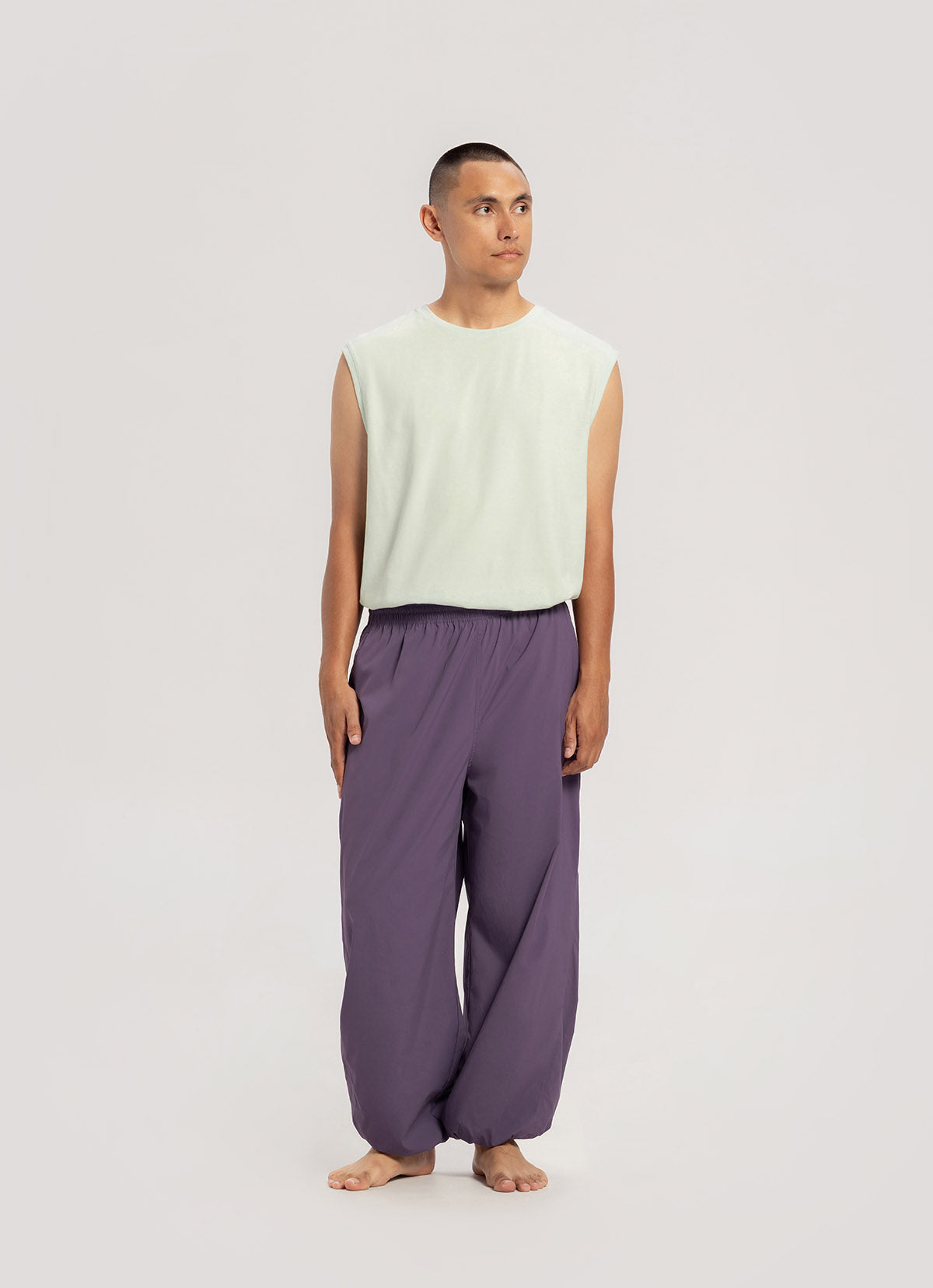 Diagonal jogger pants (Nylon ver.)_Grape Compote