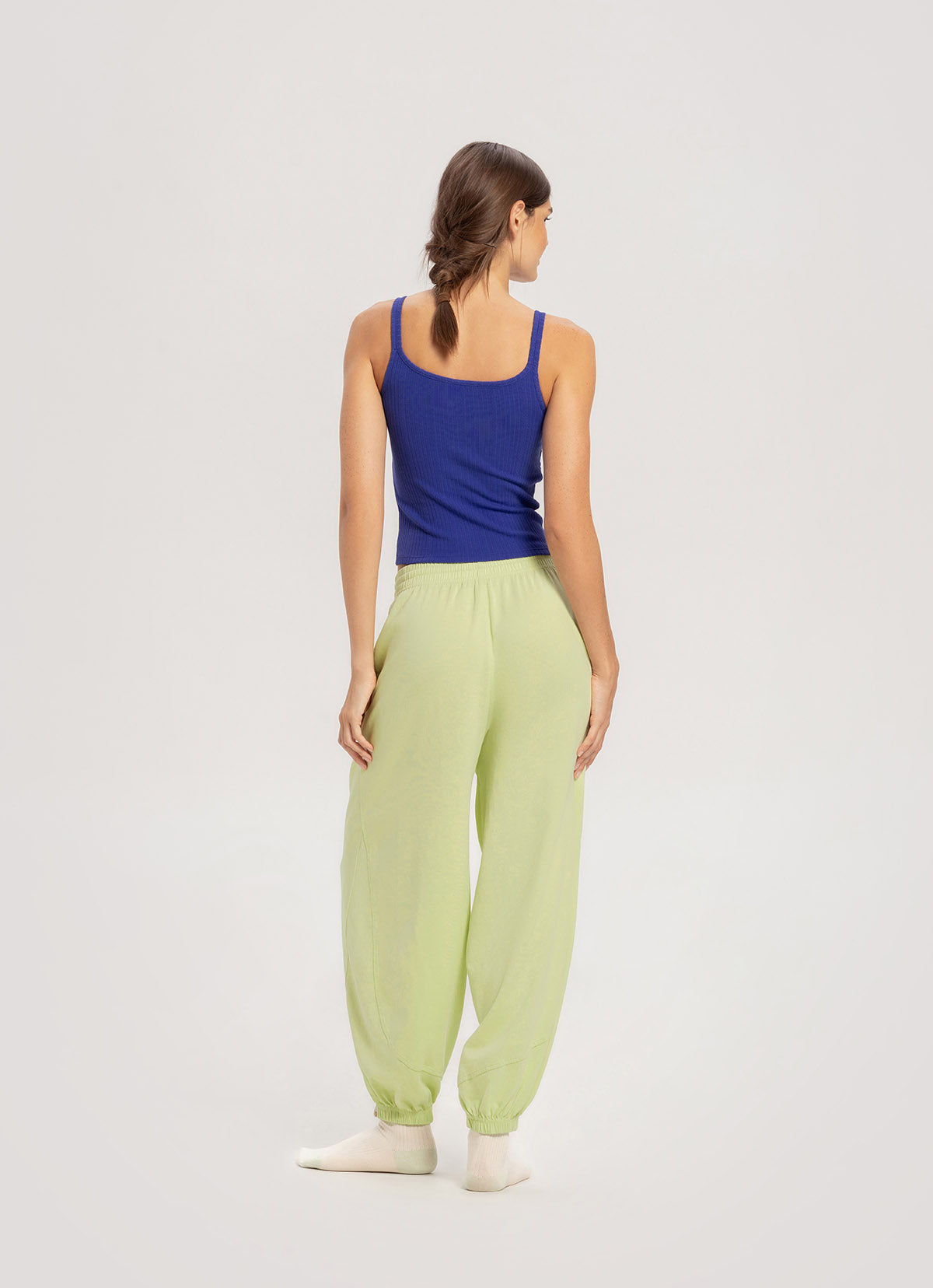 Diagonal jogger pants (Unisex)_Reed