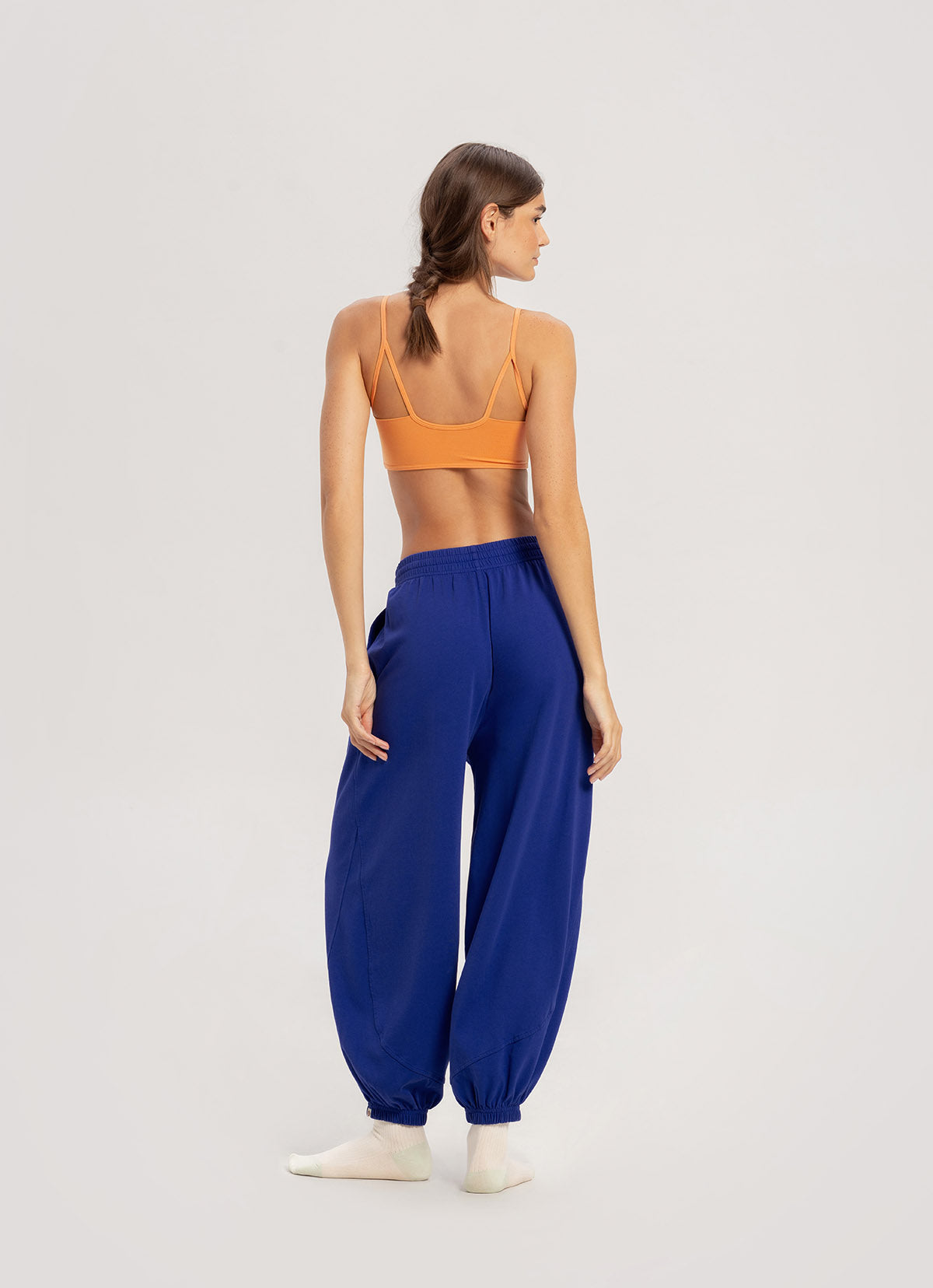 Diagonal jogger pants (Unisex)_Bluing