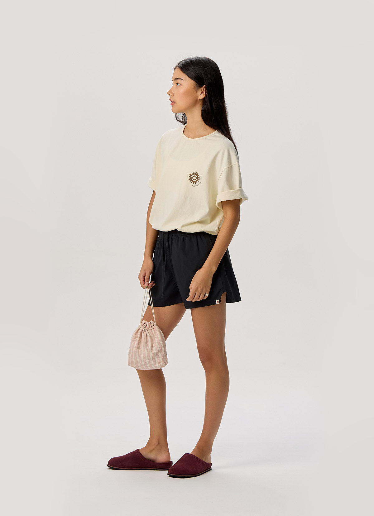 Light track shorts_Black