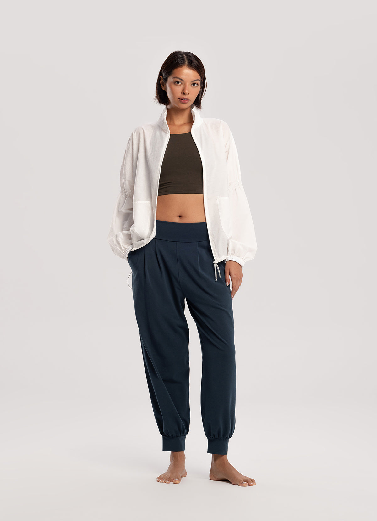 Shirring zip-up jacket_White