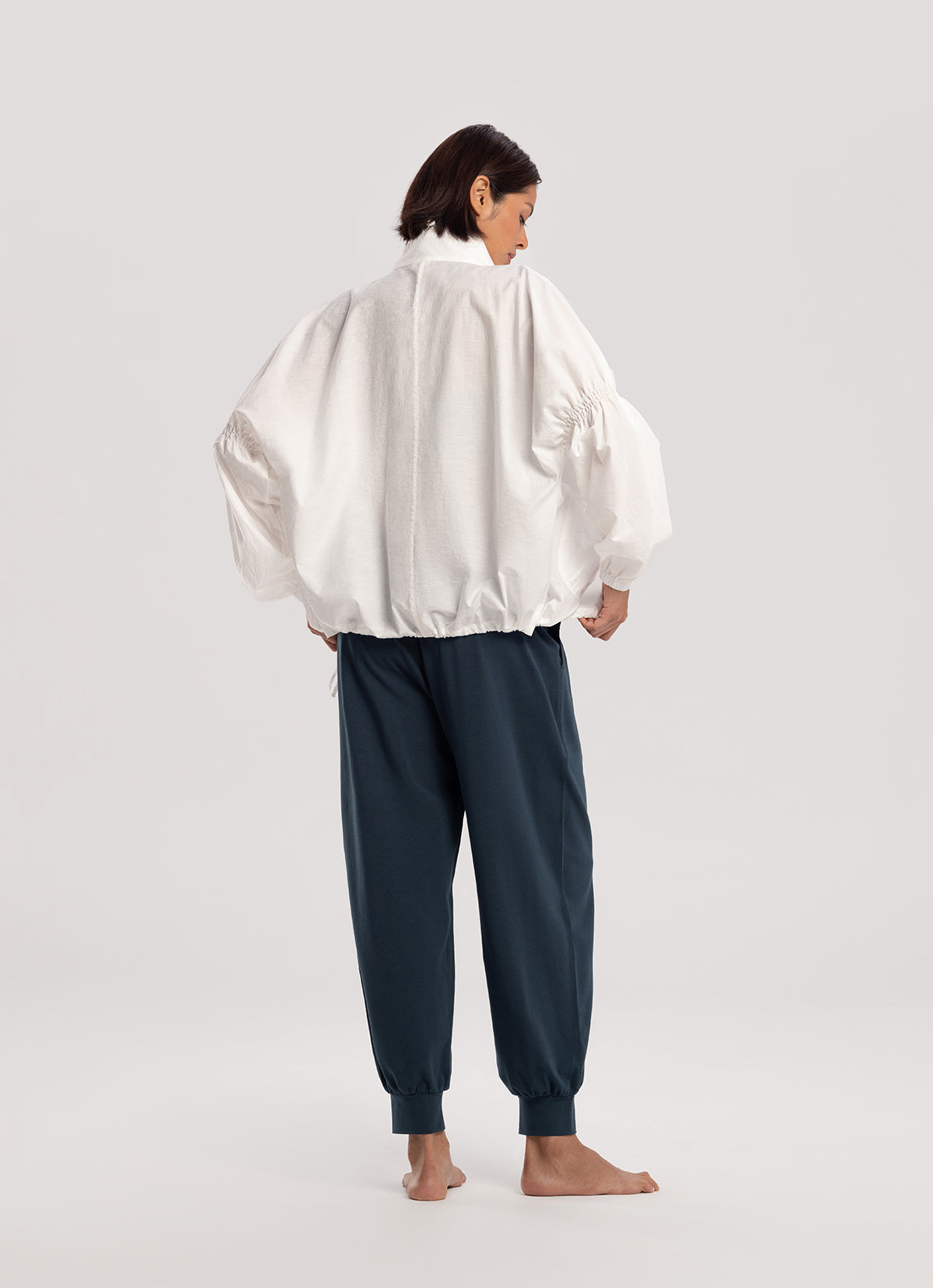 Shirring zip-up jacket_White
