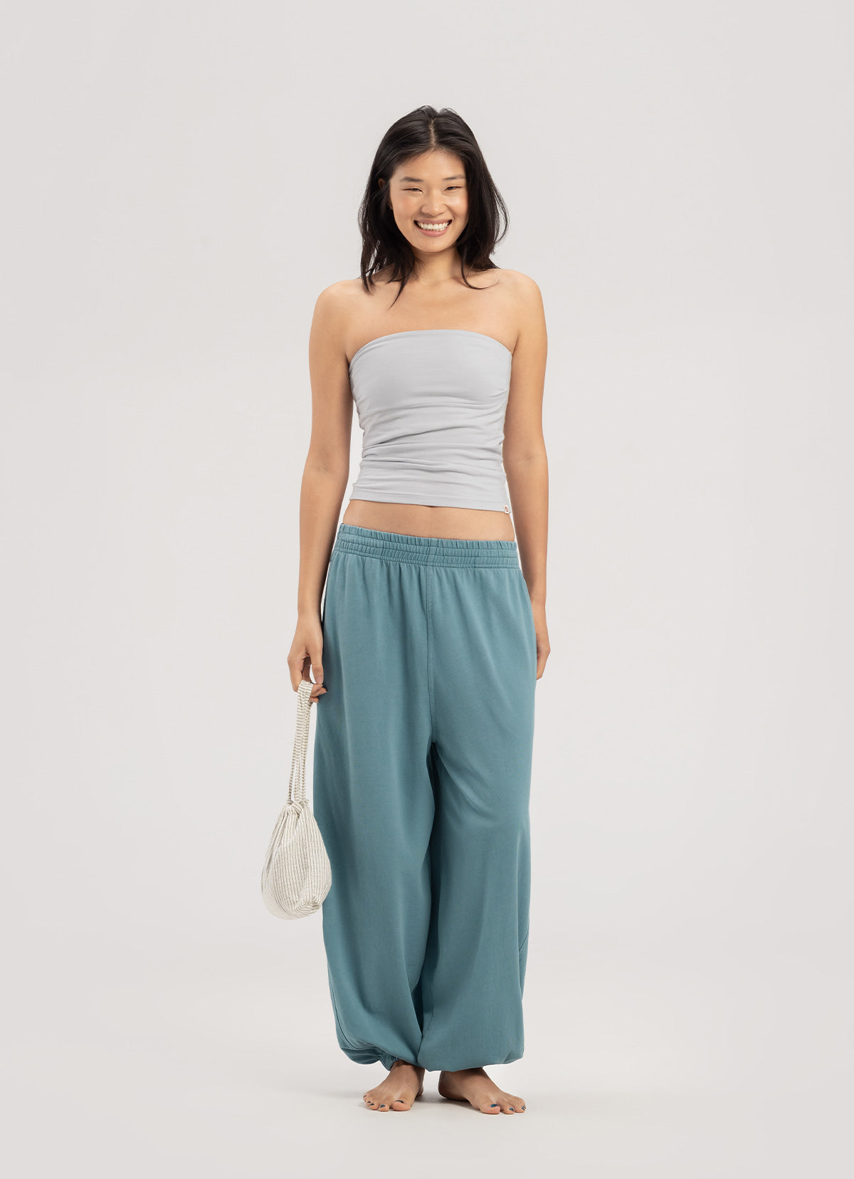 Diagonal jogger pants (Unisex)_Smoke Blue