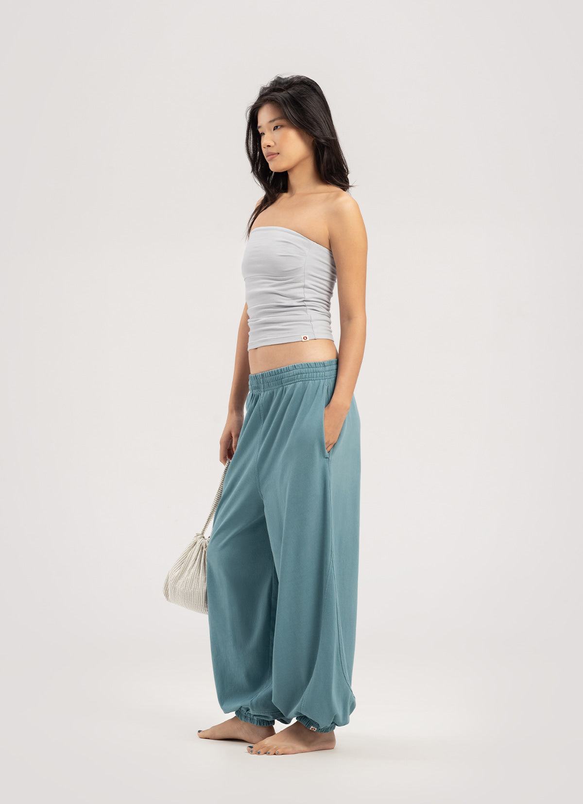 Diagonal jogger pants (Unisex)_Smoke Blue