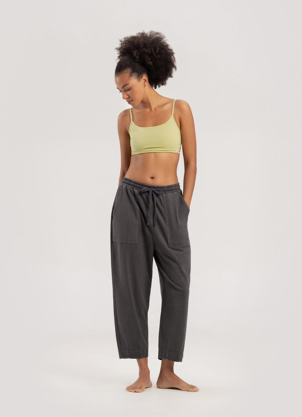 Tapered pants #2 (Unisex)_Pavement