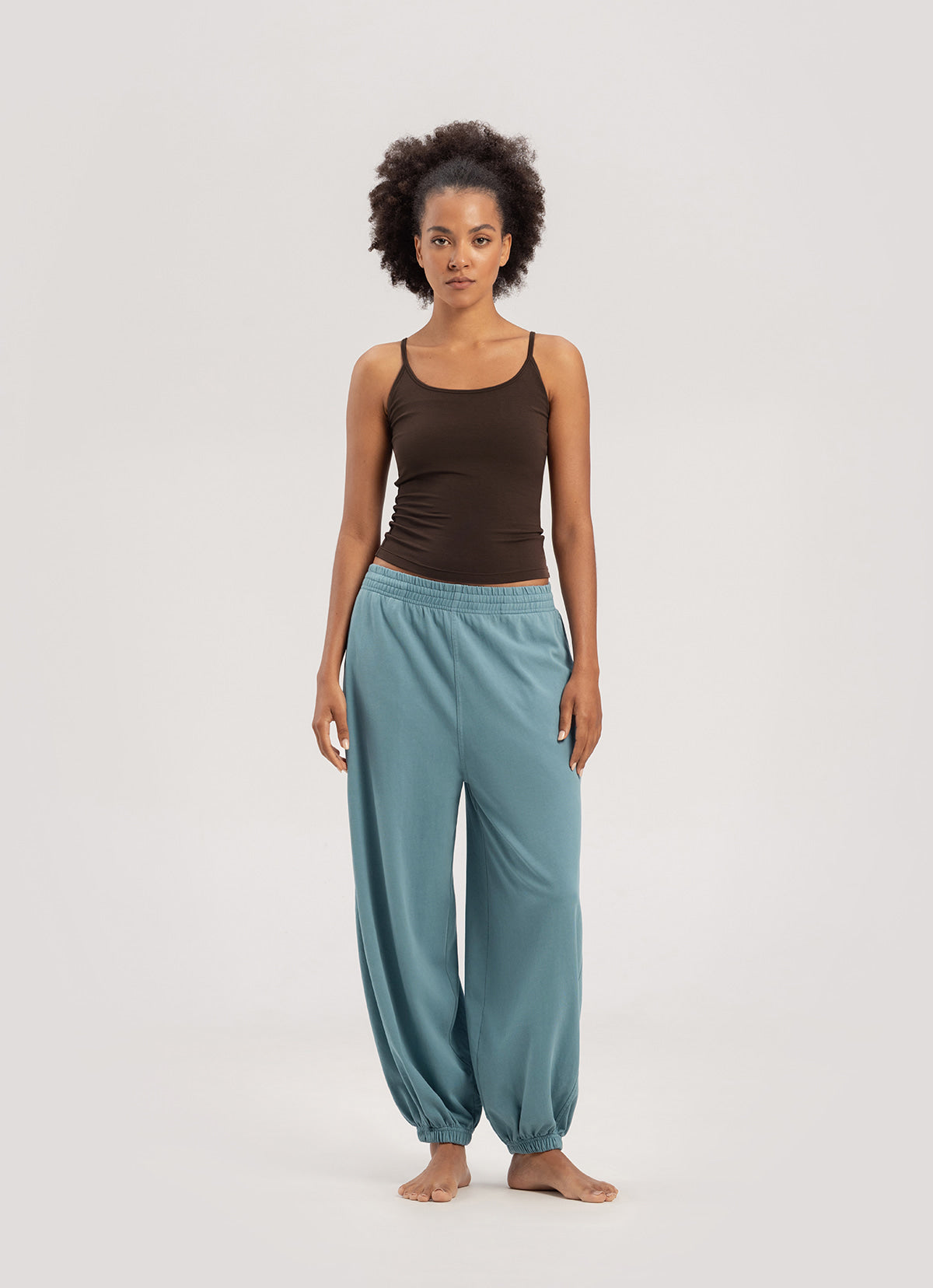 Diagonal jogger pants (Unisex)_Smoke Blue