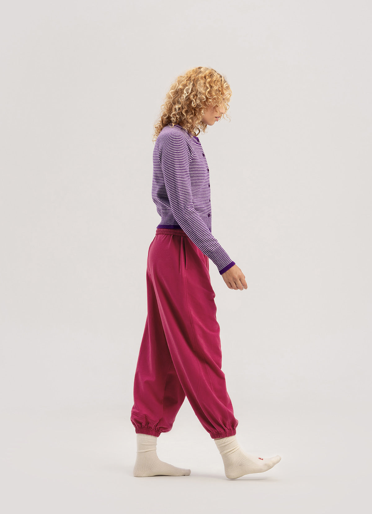 Diagonal jogger pants (Zurry ver.) (Unisex)_Red Bud