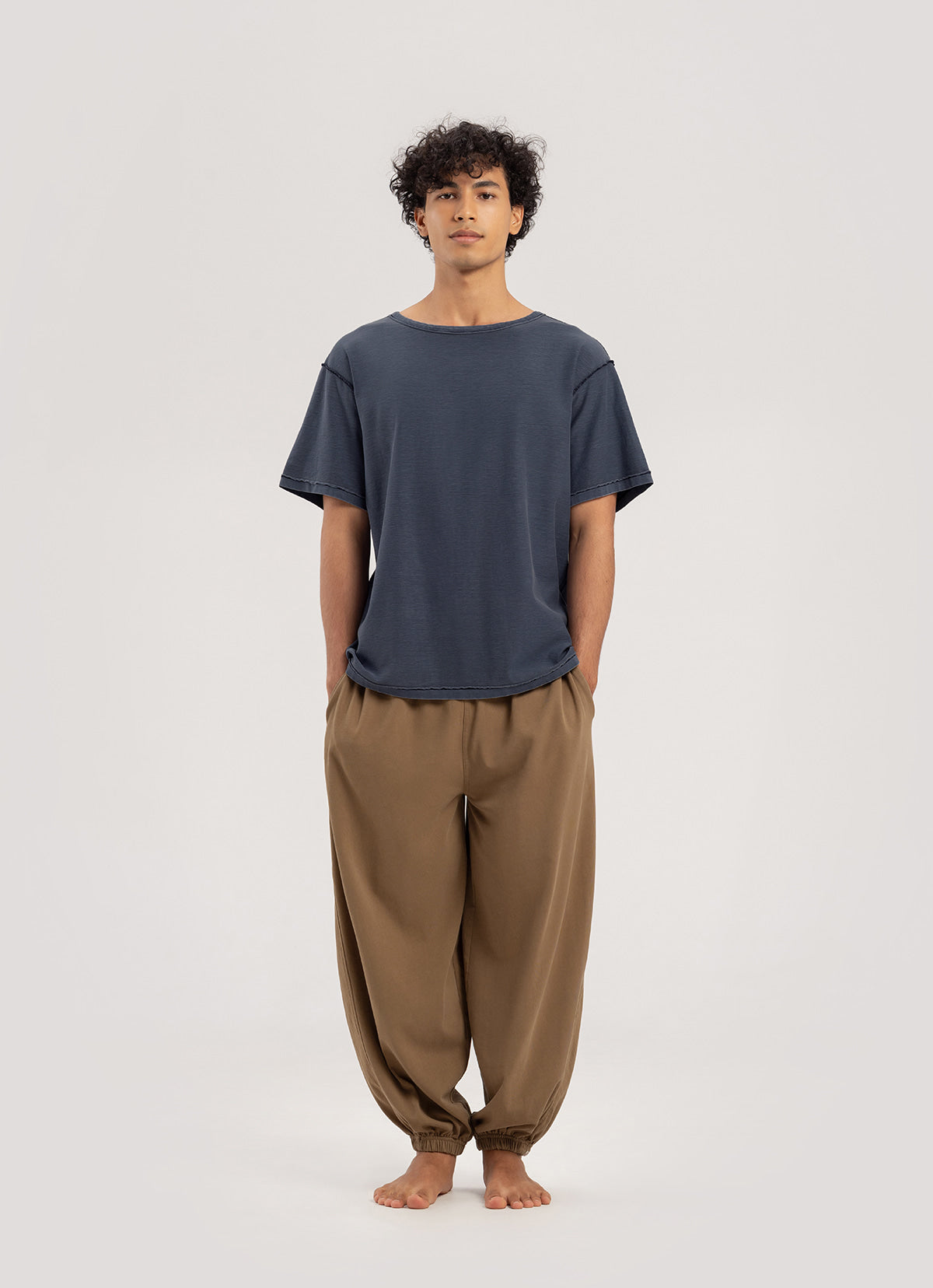 Diagonal jogger pants (Unisex)_Coca Mocha