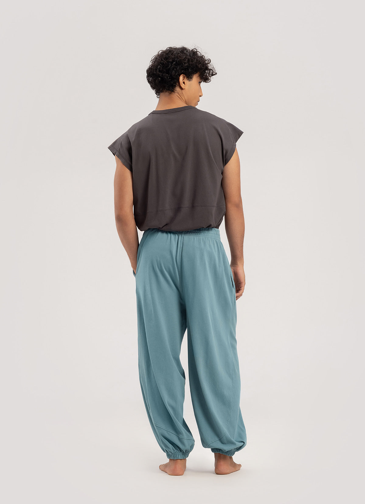 Diagonal jogger pants (Unisex)_Smoke Blue