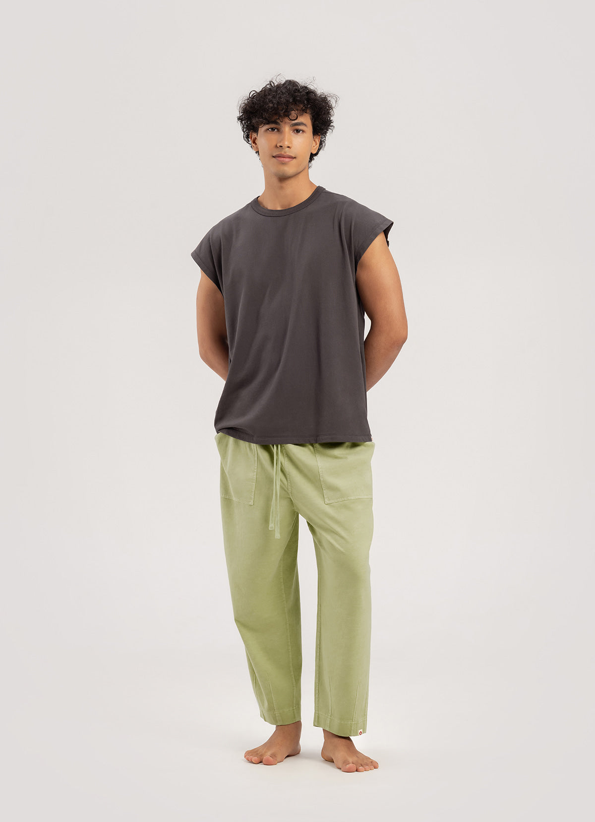 Tapered pants #2 (Unisex)_Nile