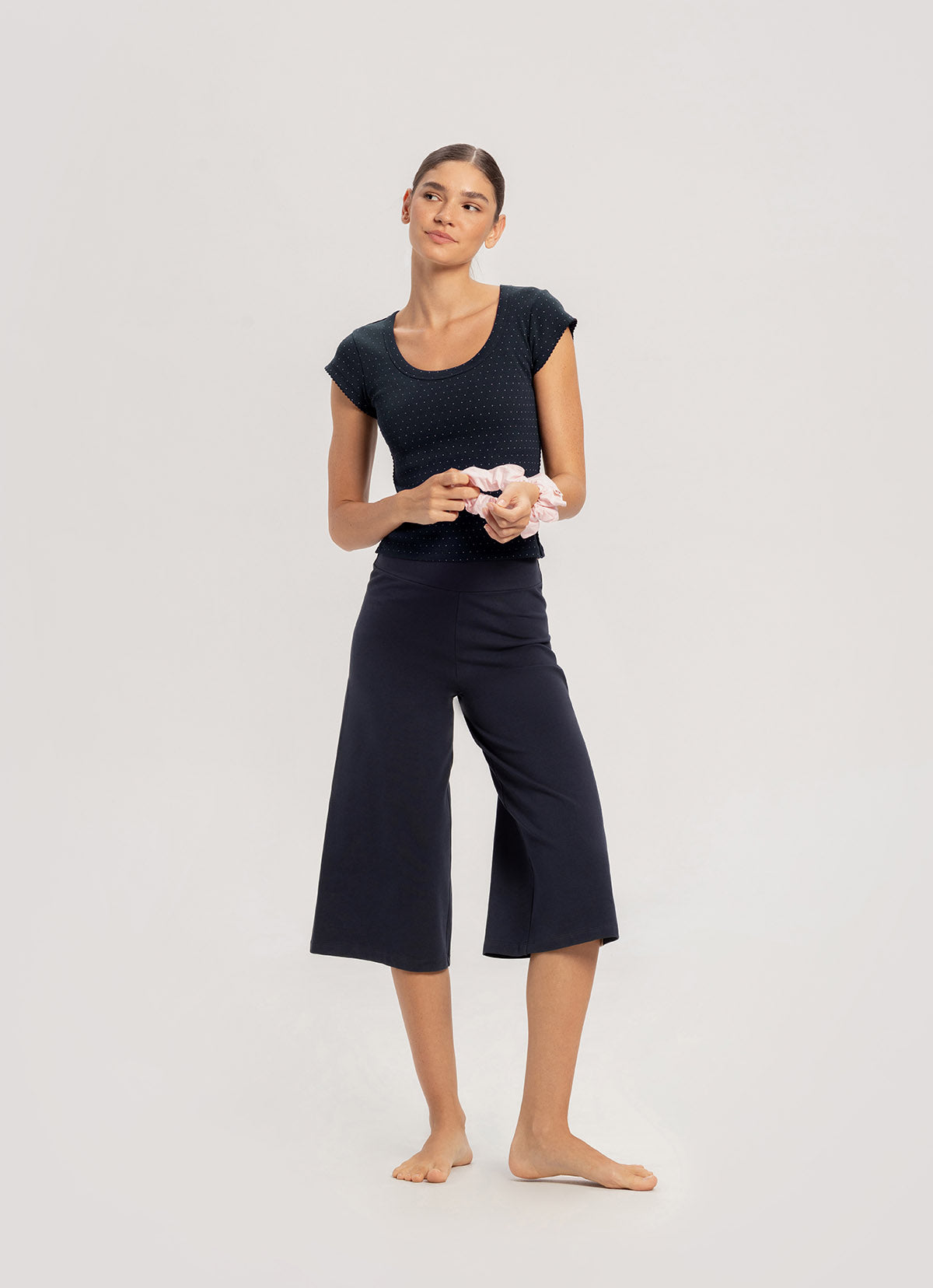 Essential scoop T_dotted_Navy Multi