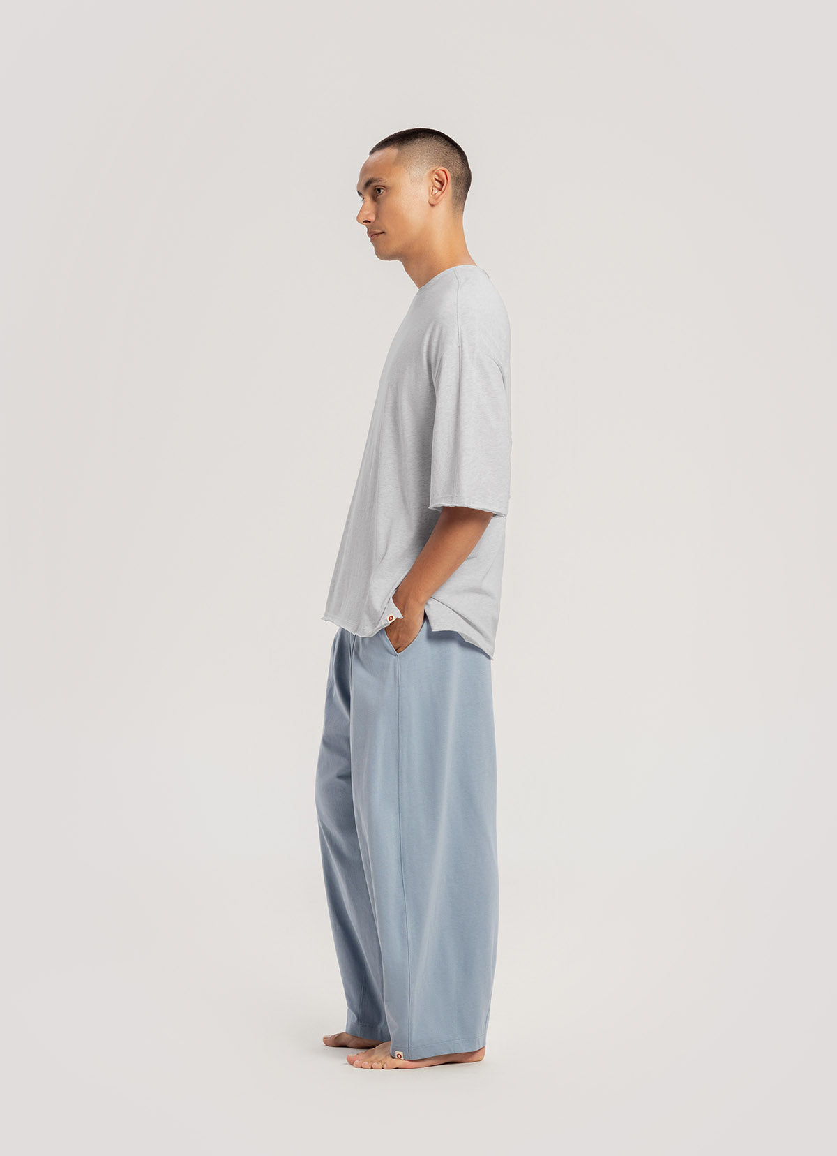 Tuck volume pants (Unisex)_Faded Denim