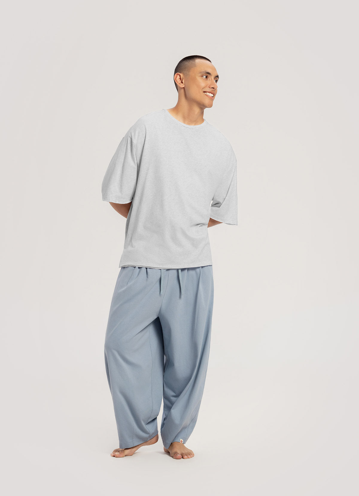 Tuck volume pants (Unisex)_Faded Denim