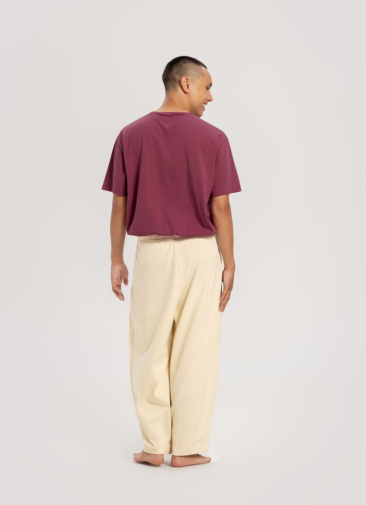 Tuck volume pants (Unisex)_Bone White