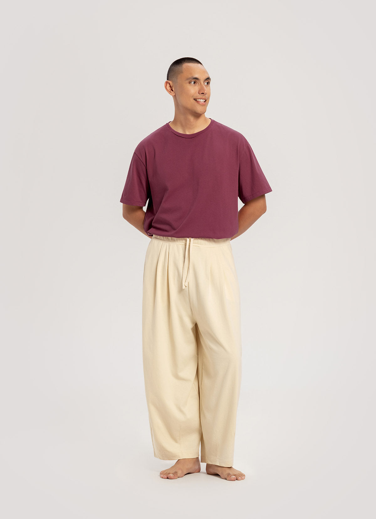 Tuck volume pants (Unisex)_Bone White