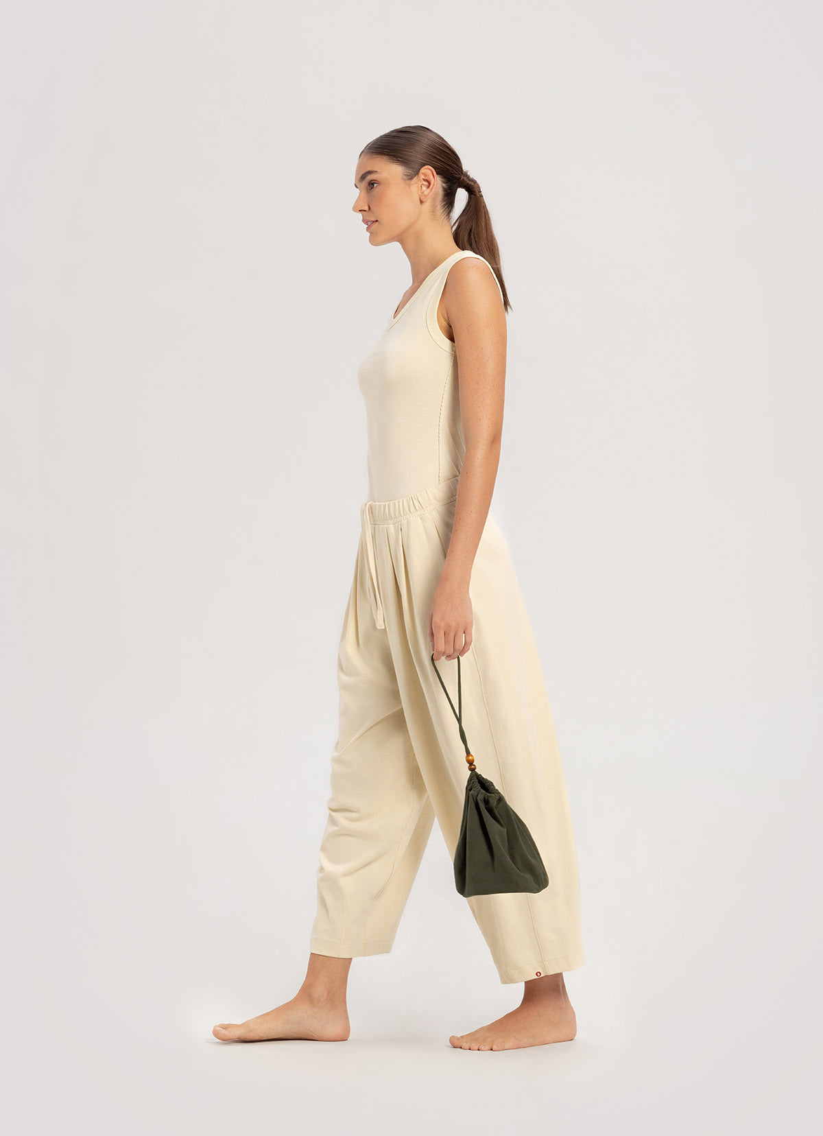 Tuck volume pants (Unisex)_Bone White