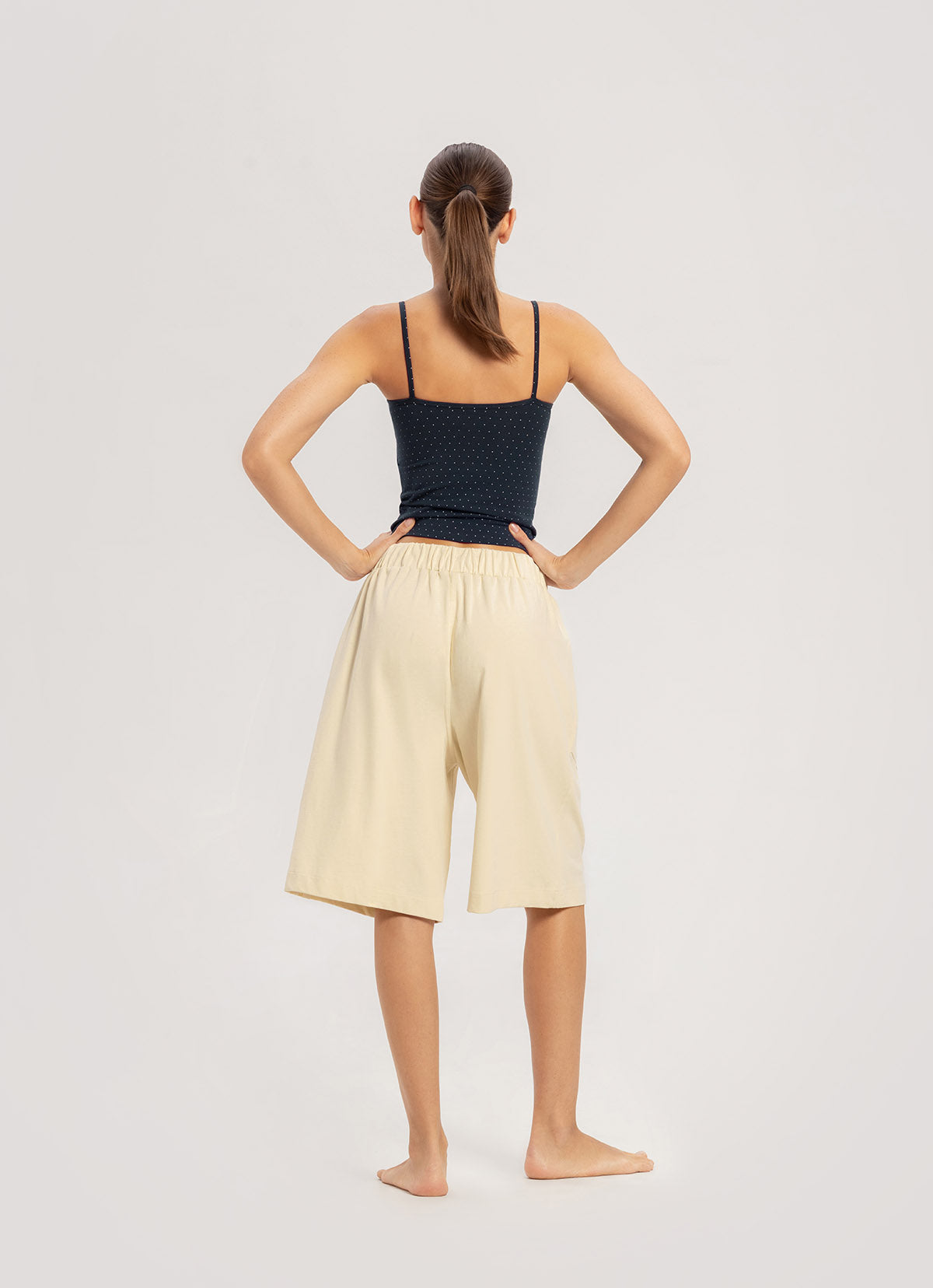 Topi bermuda pants (Unisex)_Bone White