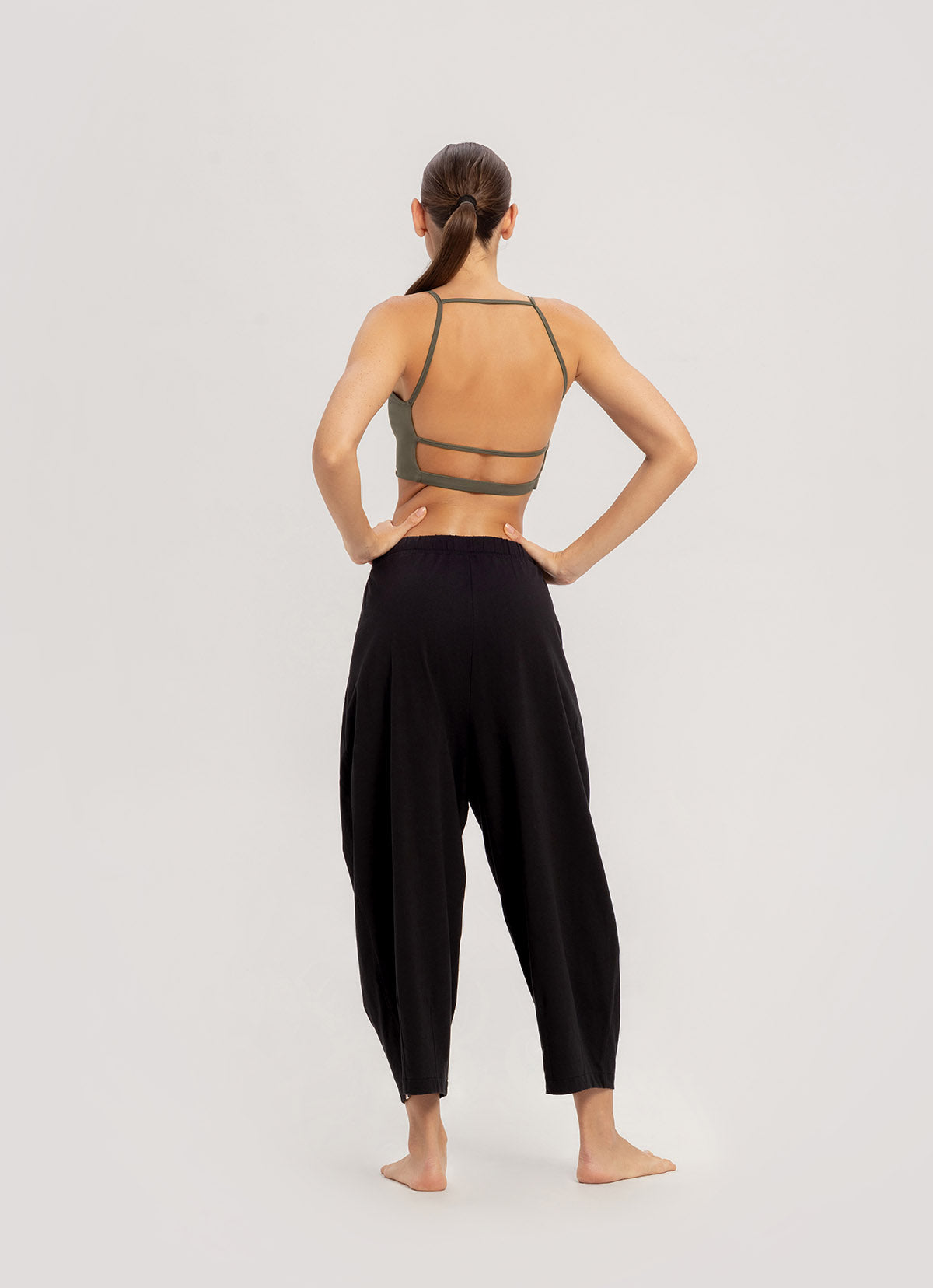 Tuck volume pants (Unisex)_Black